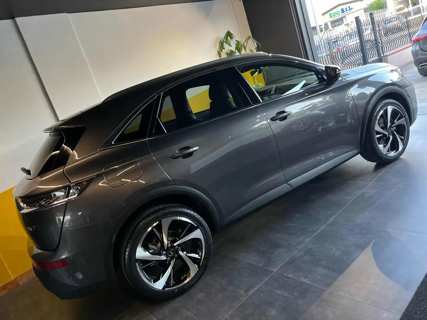 DS Automobiles DS 7 Crossback BlueHDi 130 aut. Grand Chic Rivoli UniPro Grigio - 2