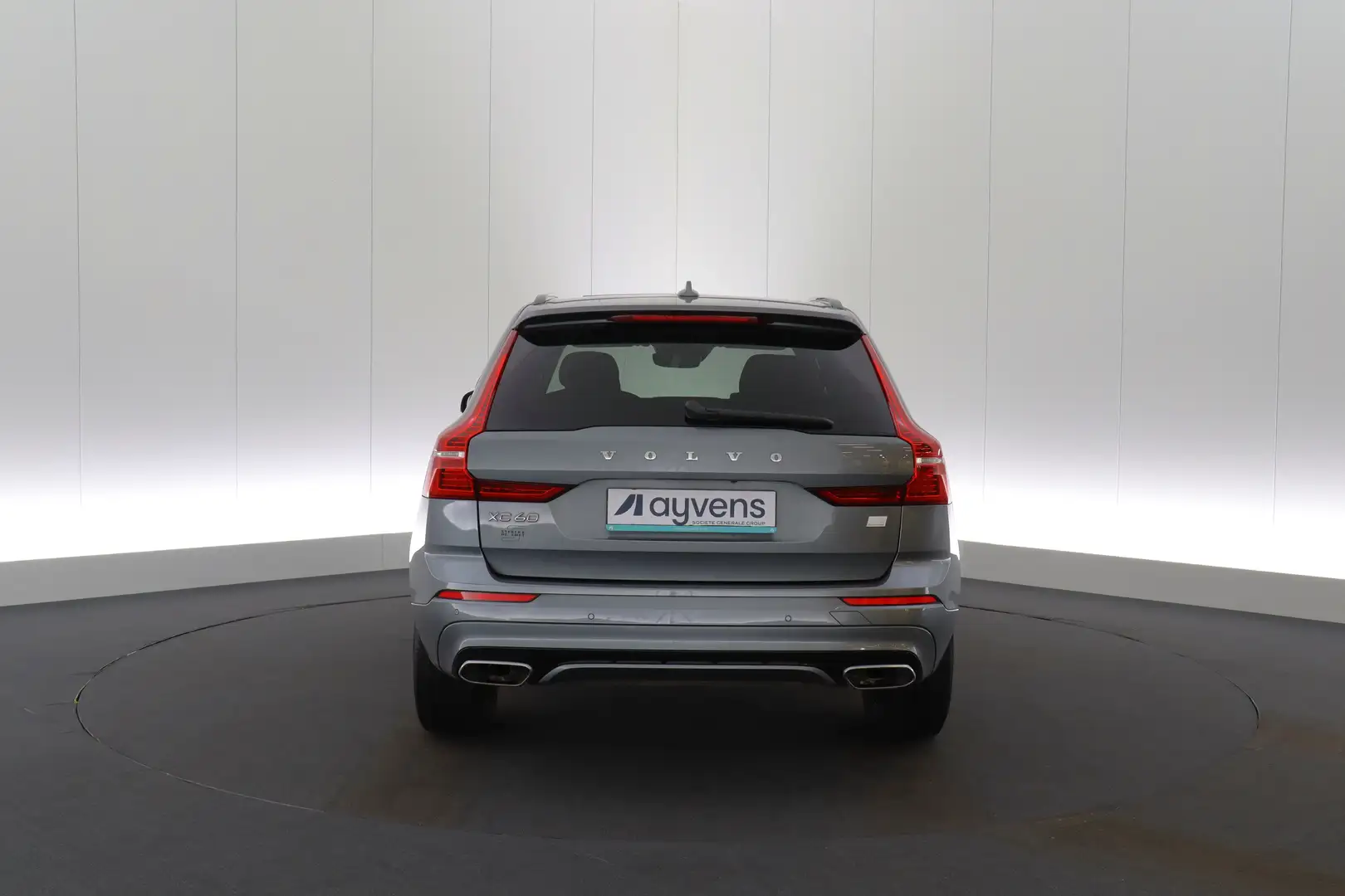 Volvo XC60 2.0 T6 Recharge Geartr. R-Design LEDER ACC BLIS HK Grijs - 2