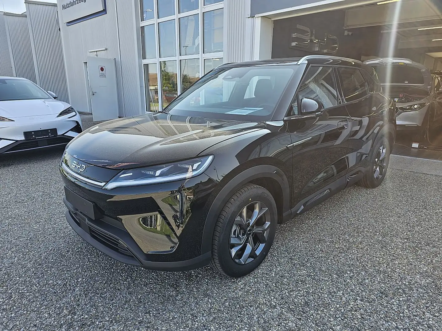 BYD Atto 2 Atto2 45,12 kWh Boost Österreich Paket Zwart - 2