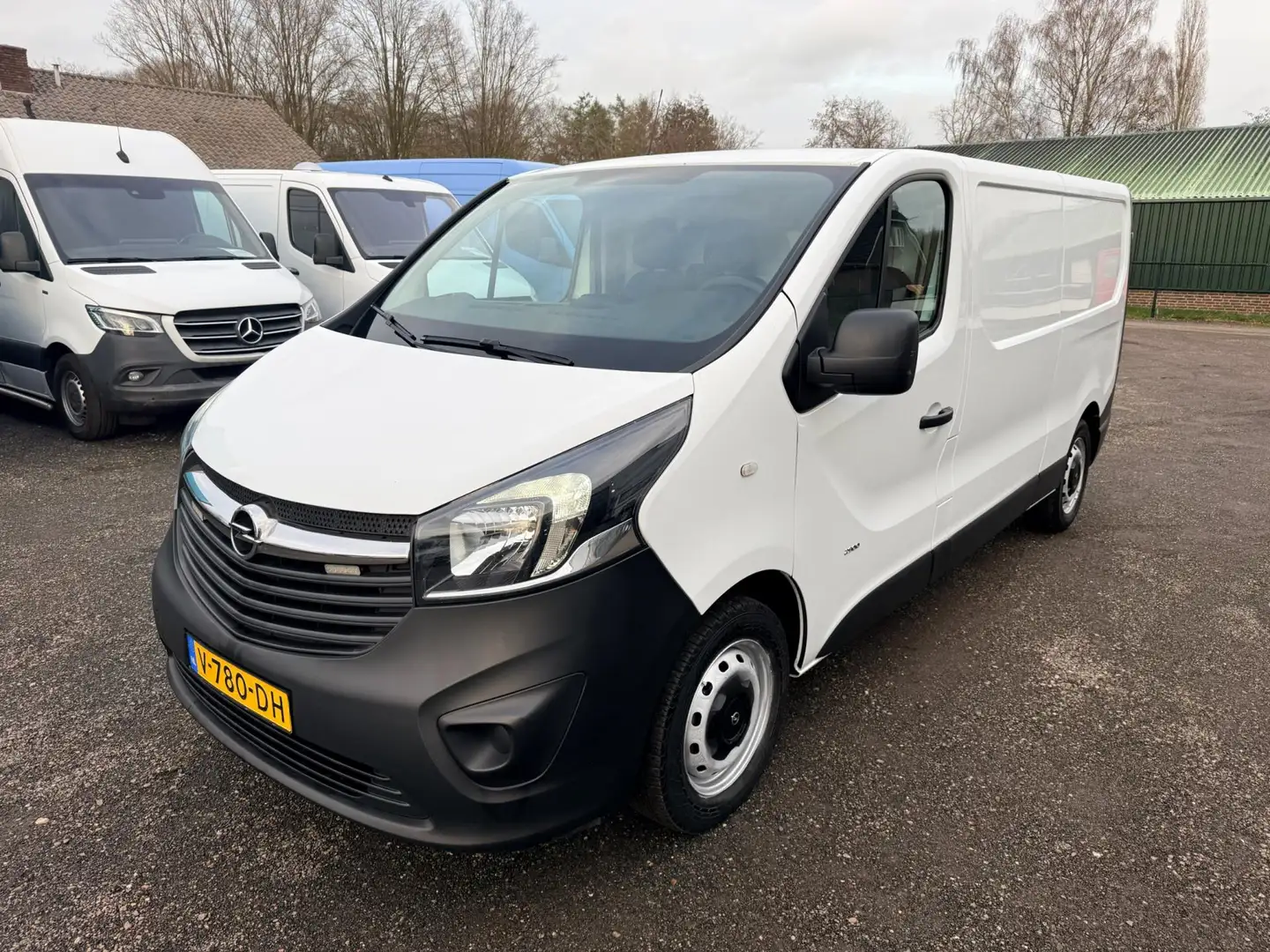 Opel Vivaro 1.6 CDTI 92KW L2H1 Navi Cruise ( Renault Trafic) Wit - 1