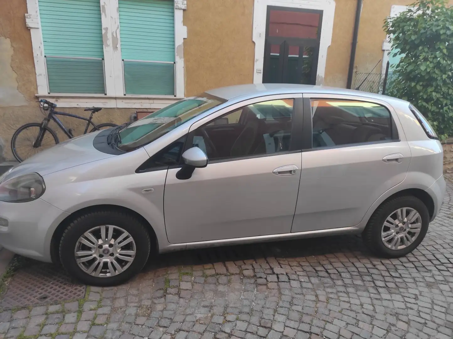 Fiat Grande Punto 3p 1.4 Active Gpl 77cv - 2