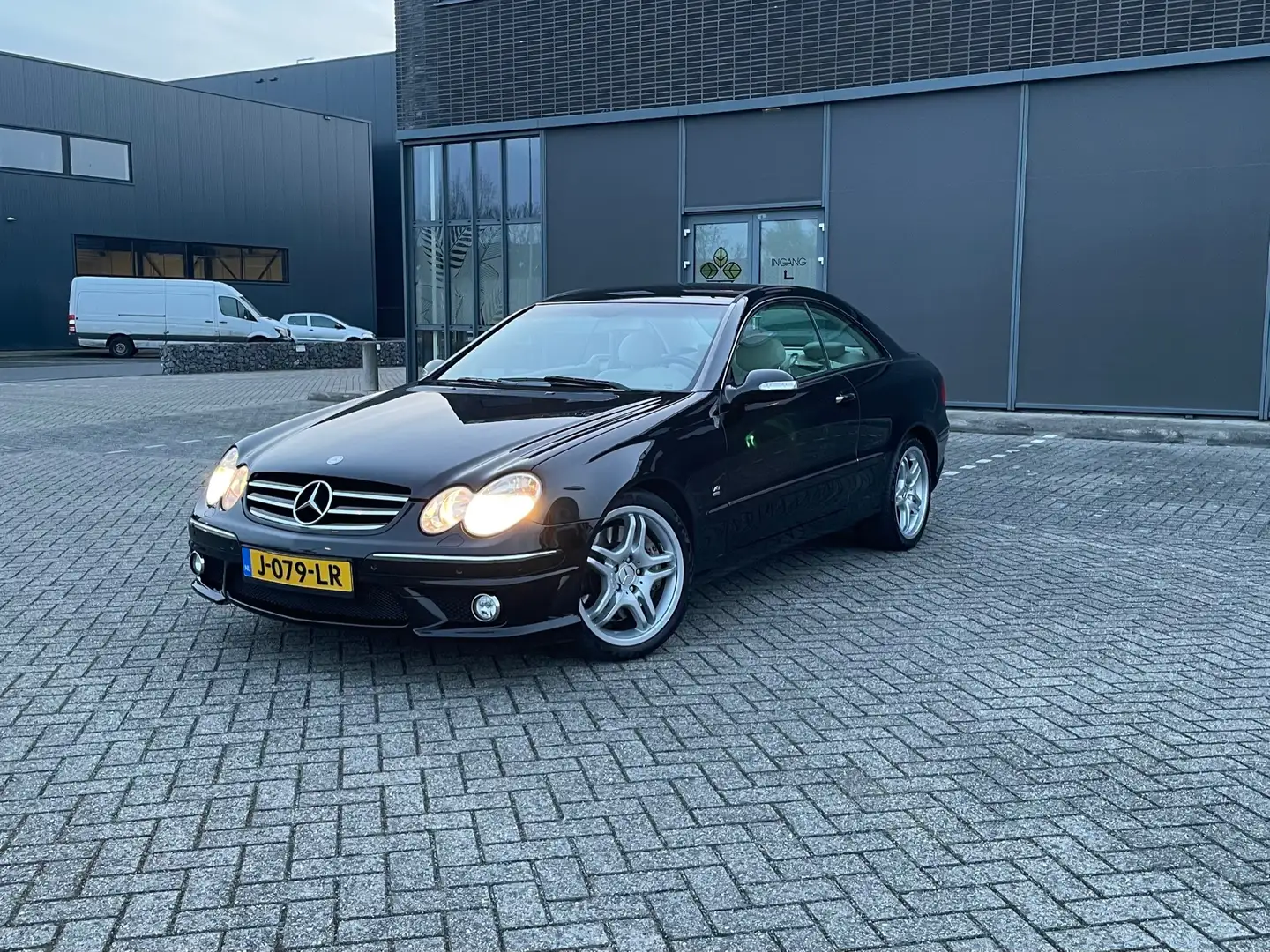 Mercedes-Benz CLK 500 AMG Černá - 1