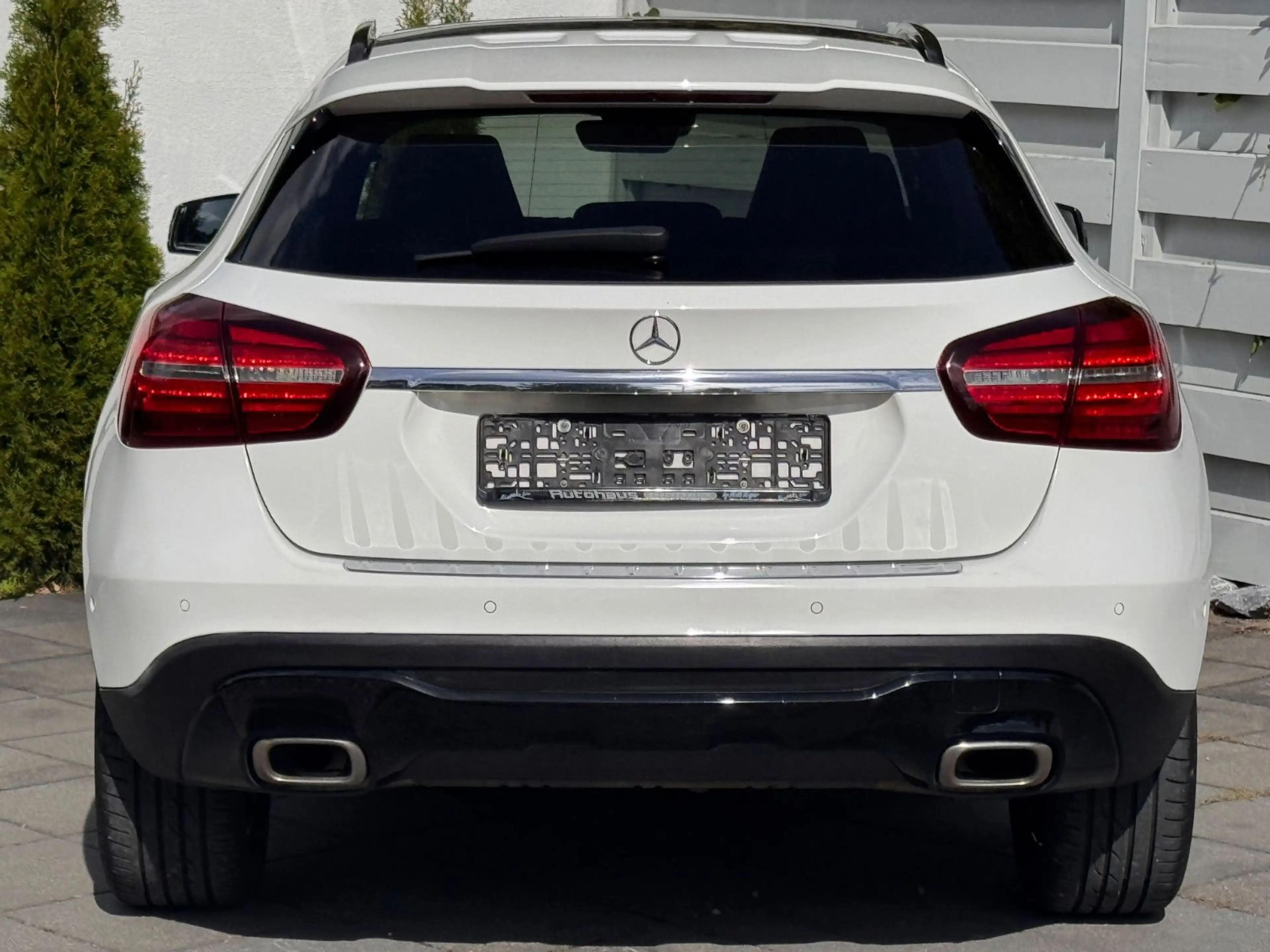 Mercedes-Benz GLA 220 4Matic Urban*Panorama*LED*Garantie — photo 8