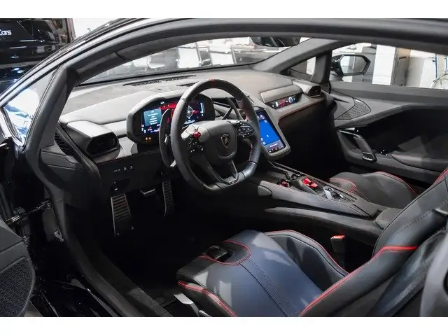 Lamborghini Temerario view 3