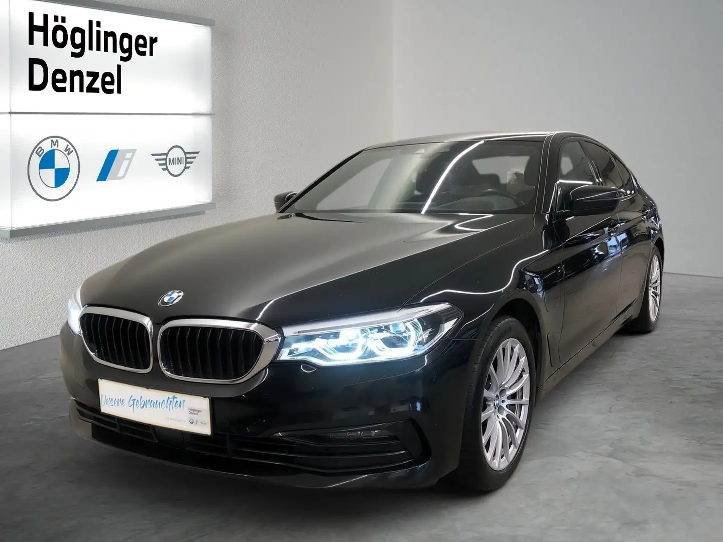 BMW 530 530e xDrive Schwarz - 1