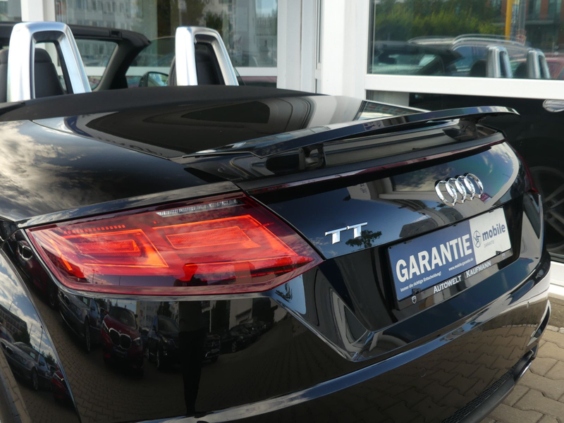 Audi TT Cabrio 45 TFSI S-Line Virtual Cockpit Kamera — photo 9