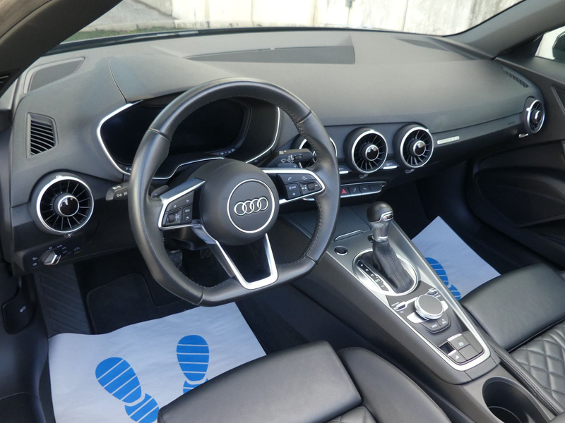 Audi TT Cabrio 45 TFSI S-Line Virtual Cockpit Kamera — photo 12