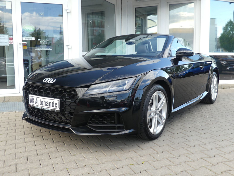 Audi TT Cabrio 45 TFSI S-Line Virtual Cockpit Kamera