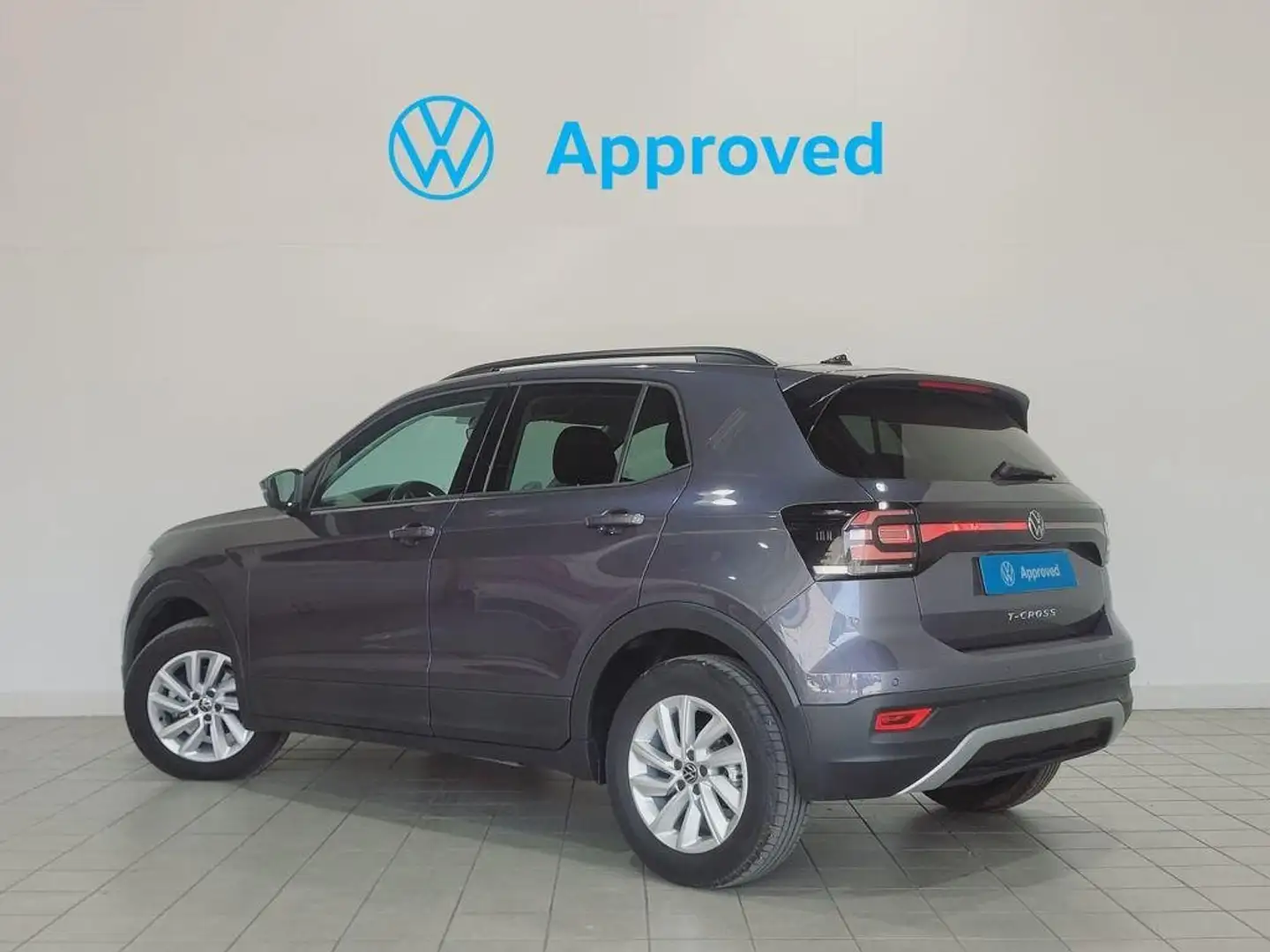 Volkswagen T-Cross 1.0 TSI Advance 81kW Gris - 2