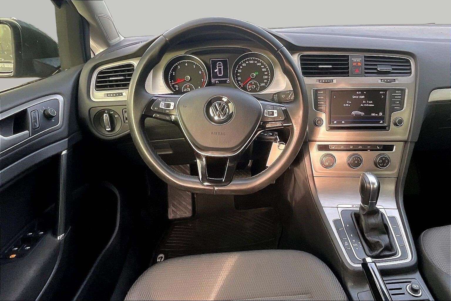 2017 Volkswagen Golf Trendline | Keyless Start | AWD | Heated Seats — снимка 1