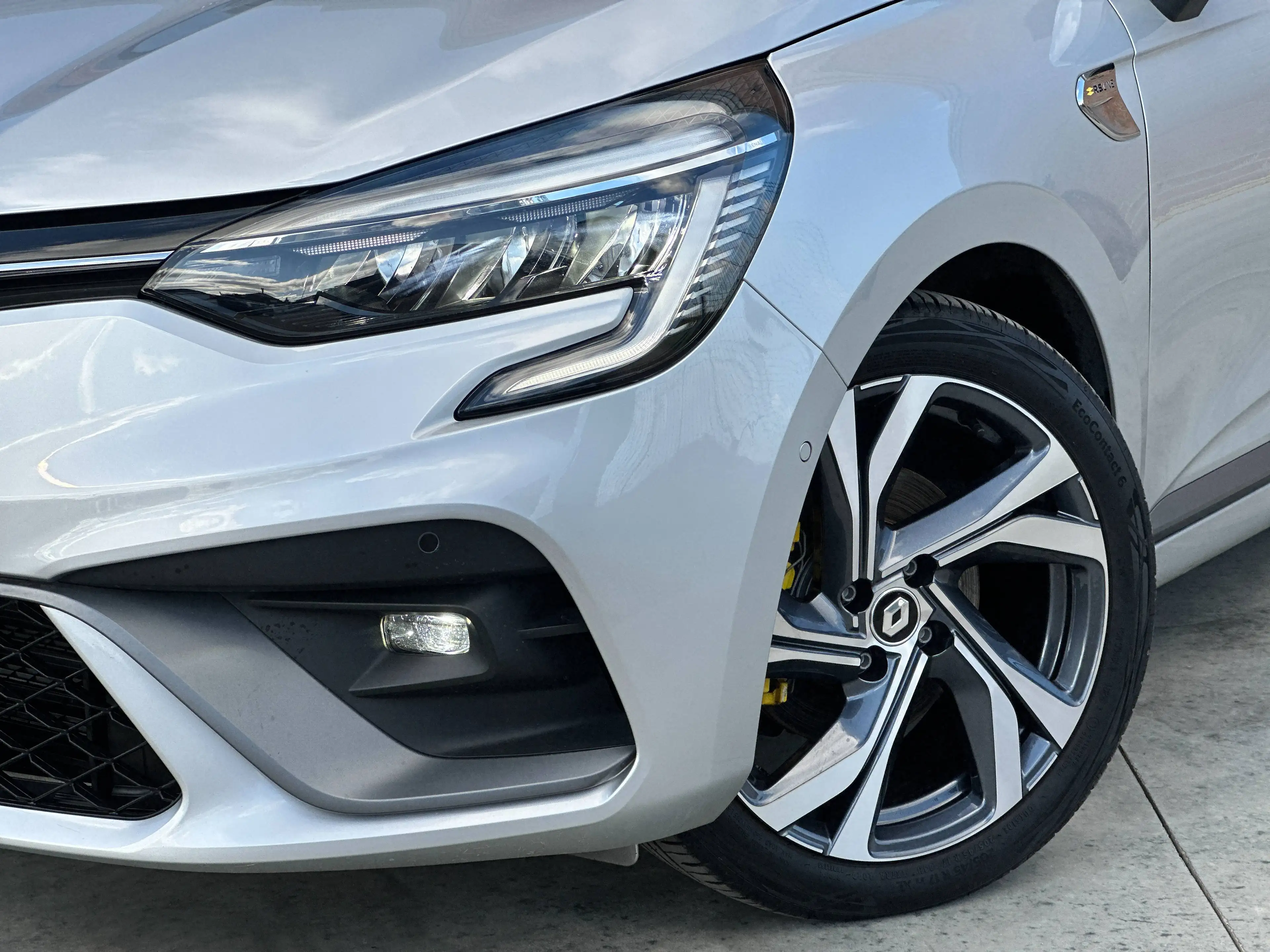 Renault Clio Hybrid 1.6i E-TECH R.S Line SPORT! 17700km 1e Eigenaar! BLIS - Leder - ACC - Enz ... — photo 9