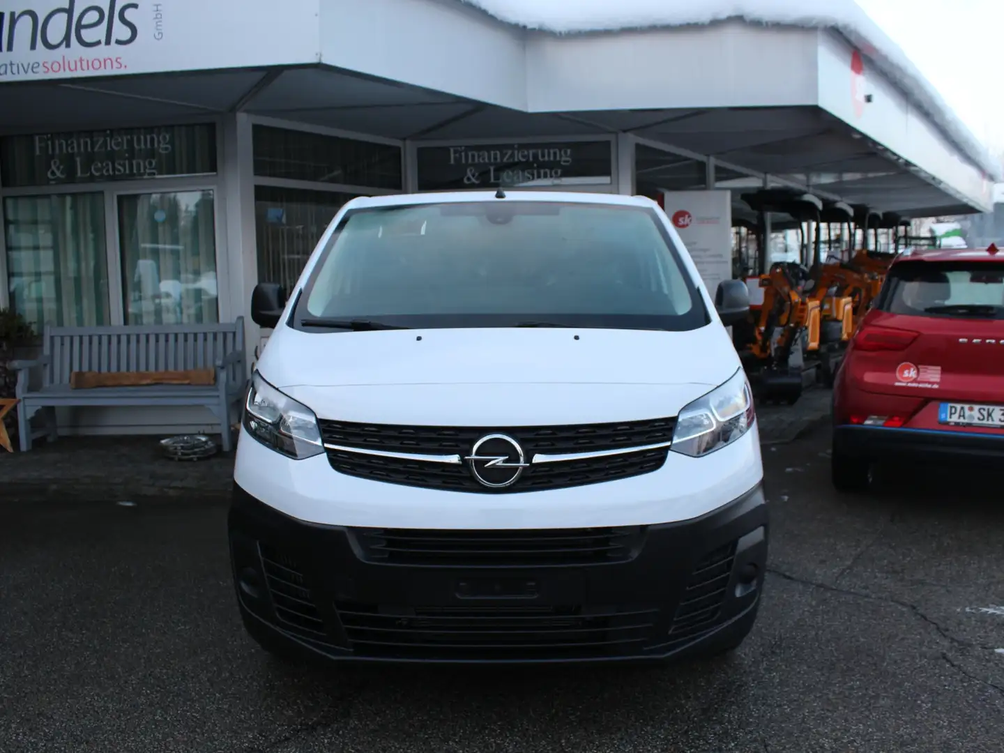 Opel Vivaro Cargo M Anhängelast 3.000KG möglich! Weiß - 2