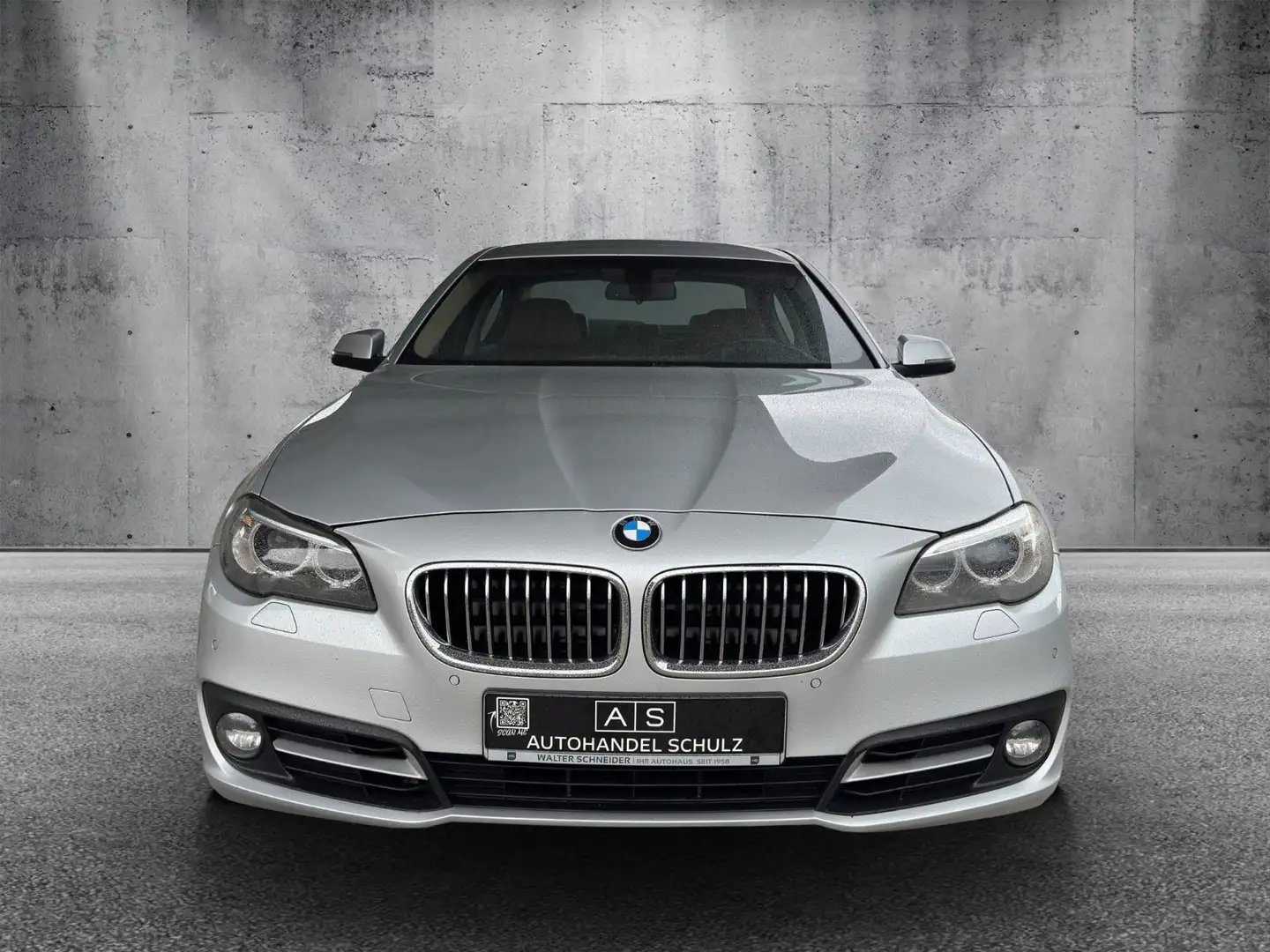 BMW 530 d Lim./Vollleder/Memory/Euro6/Steuerkette NEU Stříbrná - 2