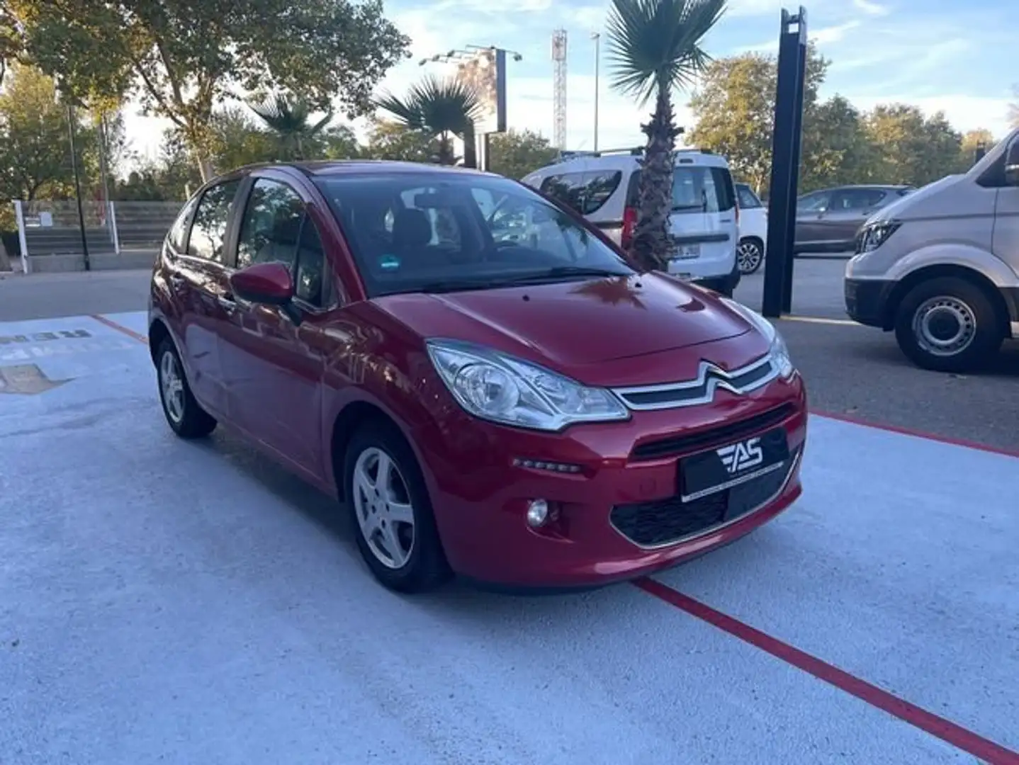 Citroen C3 Puretech 82cv Feel Edition Rojo - 2