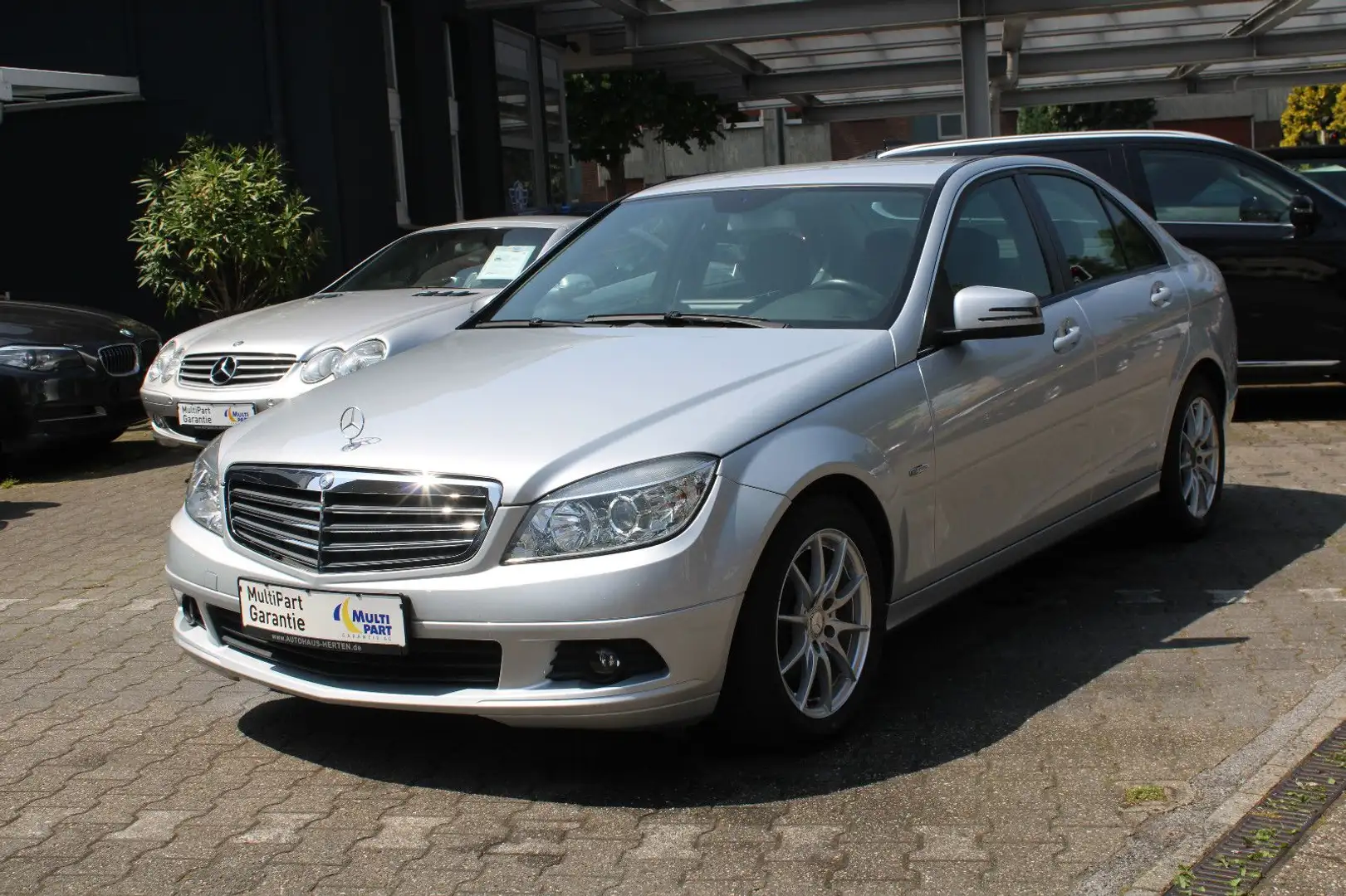 Mercedes-Benz C 180 K*1.6*W204*LIMO*KAMERA*2.HAND*99TKM* Plateado - 1