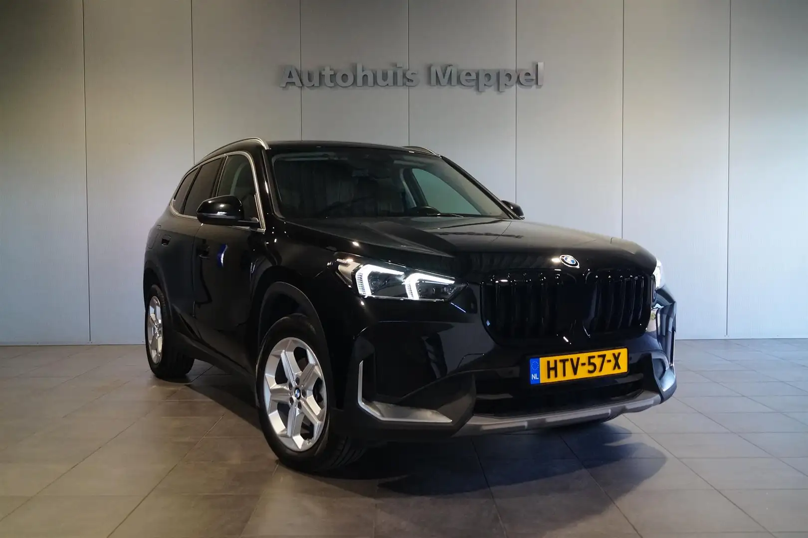 BMW X1 sDrive18i LED | Sportstoelen | Widescreen Display Nero - 1