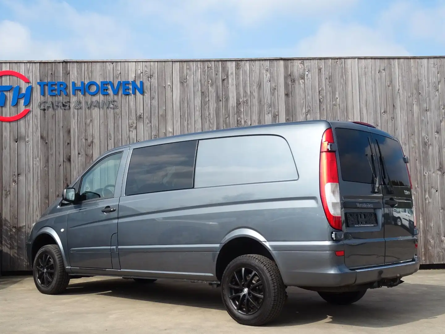 Mercedes-Benz Vito 116 CDi 4X4 Doppelkab. Extralang 120KW Eur5 Gris - 2