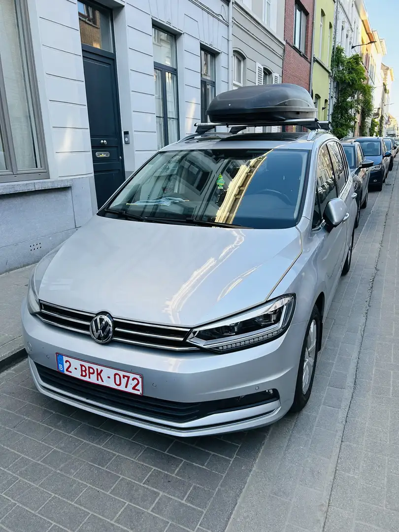 Volkswagen Touran 7 zitplaats in zeer goede staat zonder probleem Plateado - 2