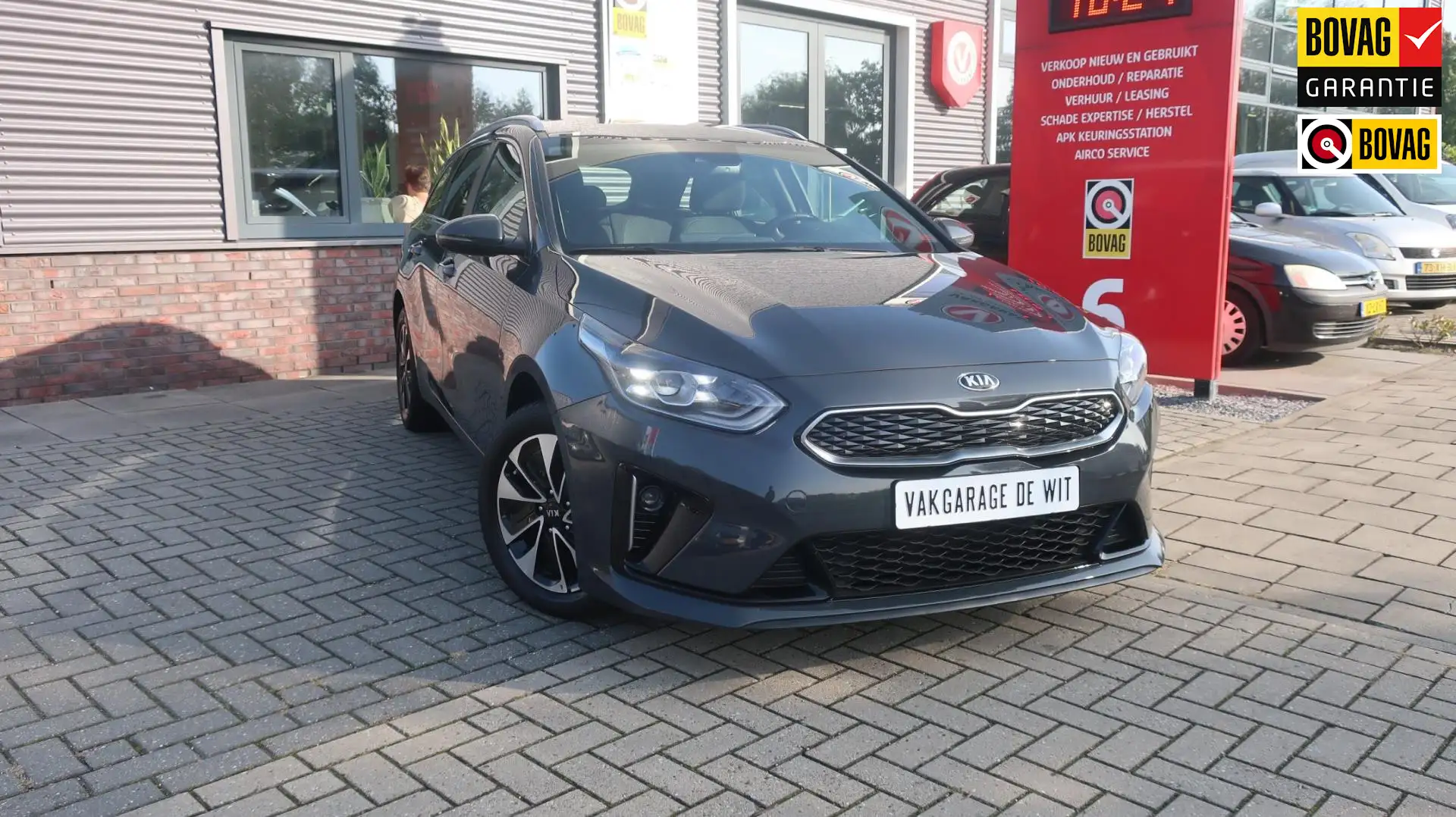 Kia Ceed / cee'd 1.6 GDi PHEV DynamicPlusLine Silber - 1