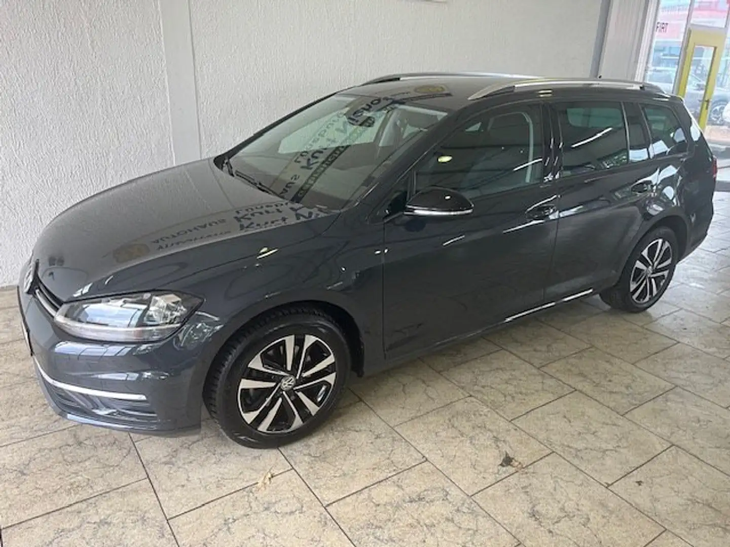 Volkswagen Golf VII Variant DRIVE +AHK+ 2x PDC + 4Seasons Grijs - 2
