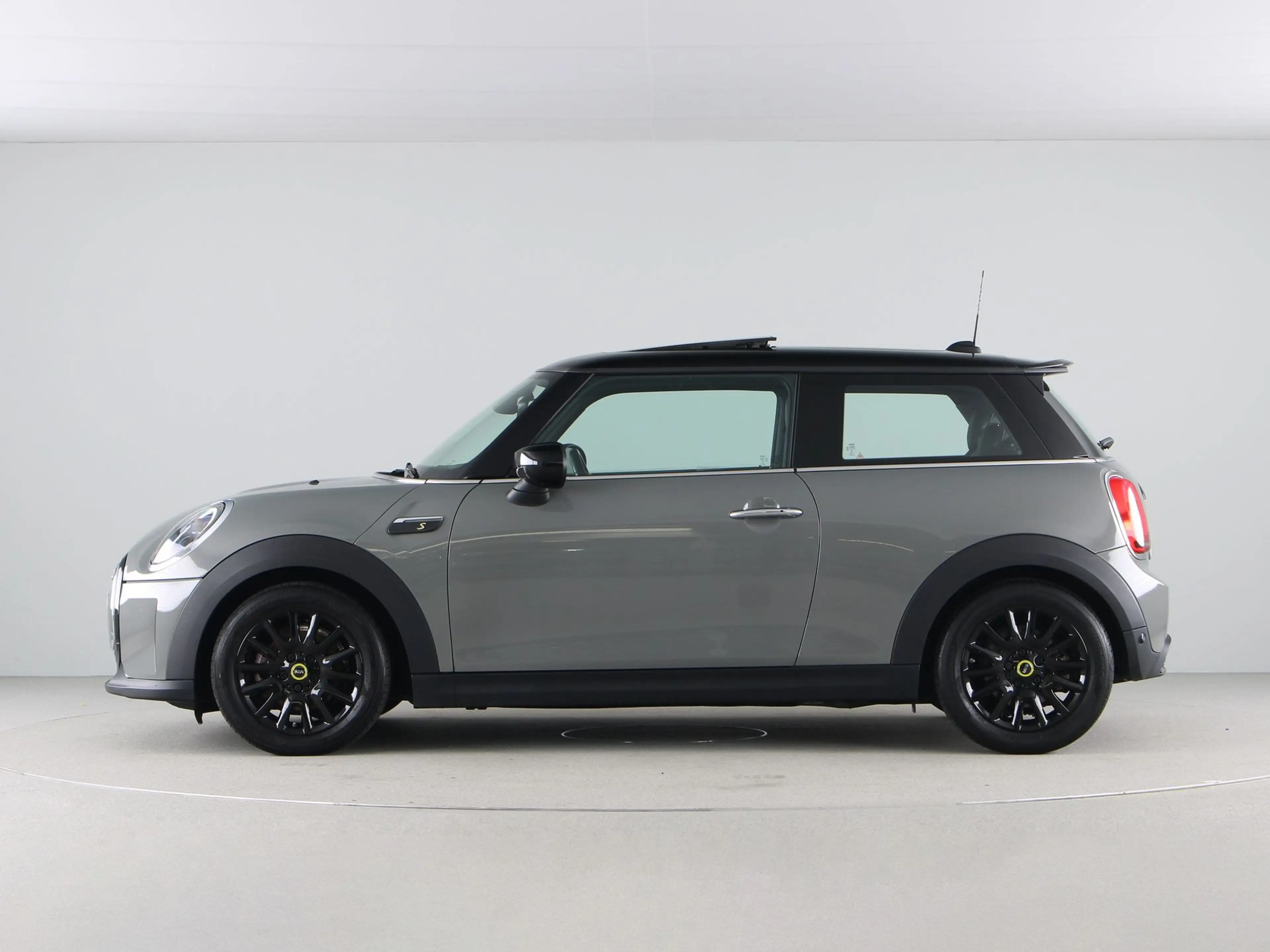 MINI Electric 3-deurs Classic — photo 12