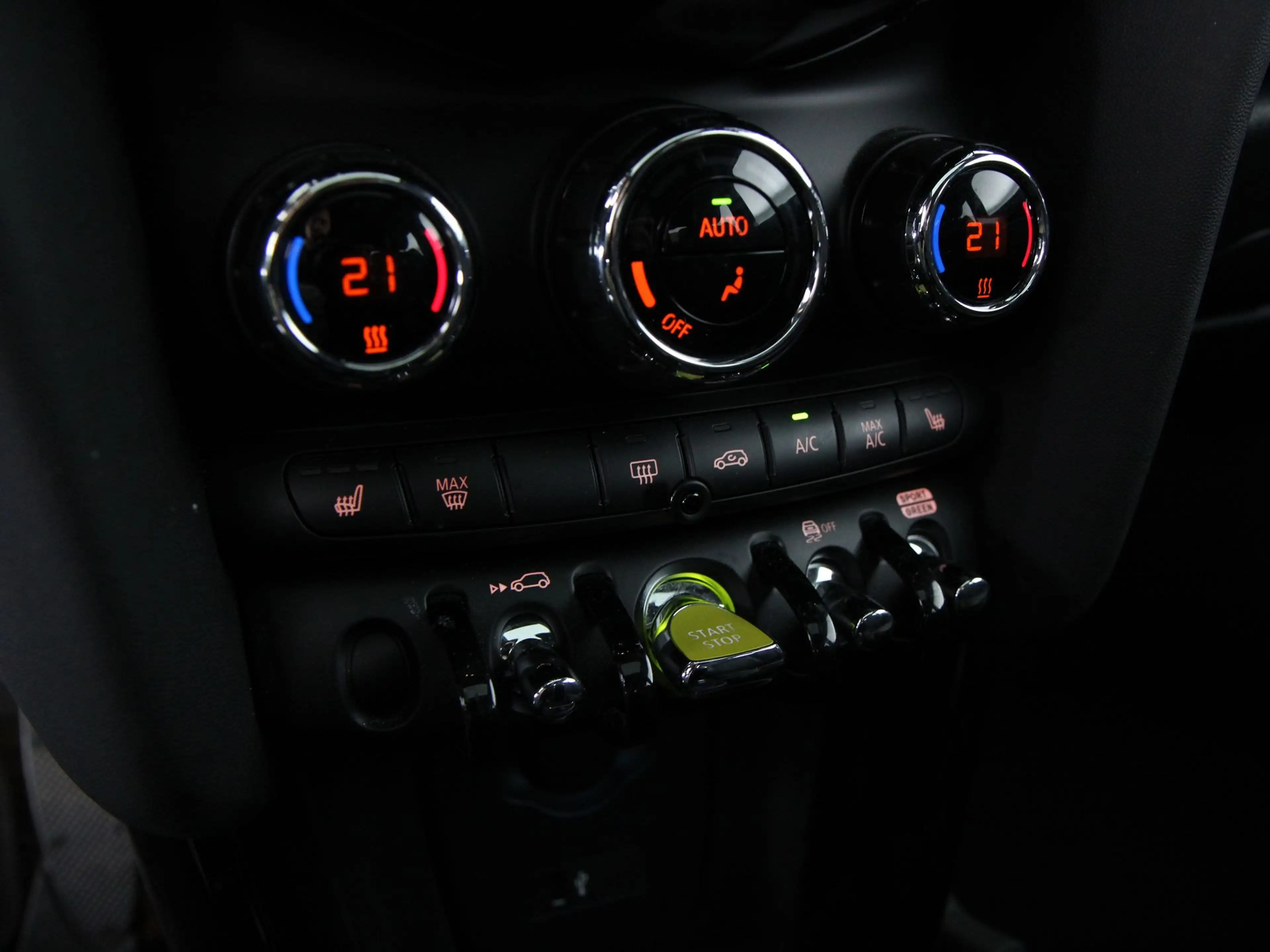 MINI Electric 3-deurs Classic — photo 14