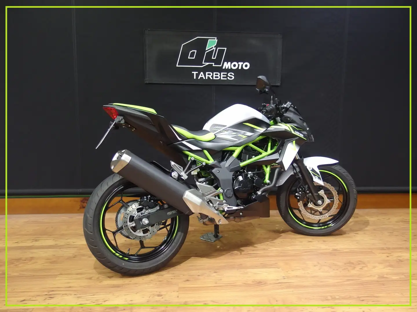 Kawasaki Z 125 Alb - 2