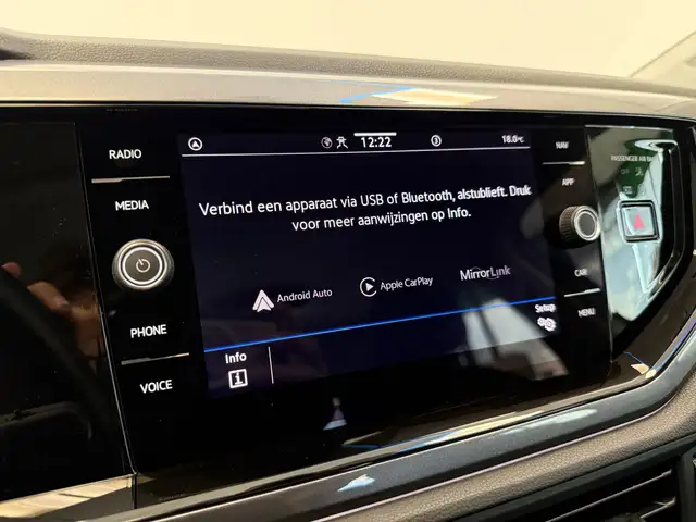 Volkswagen Polo view 16
