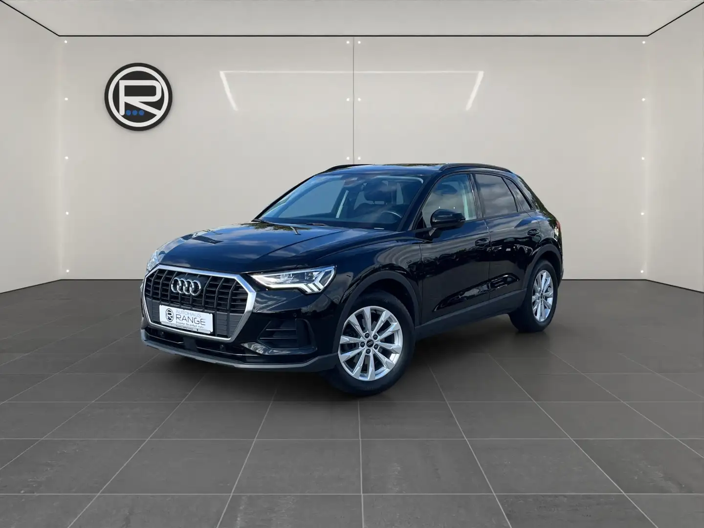 Audi Q3 35 TFSI basis S tronic Schwarz - 2