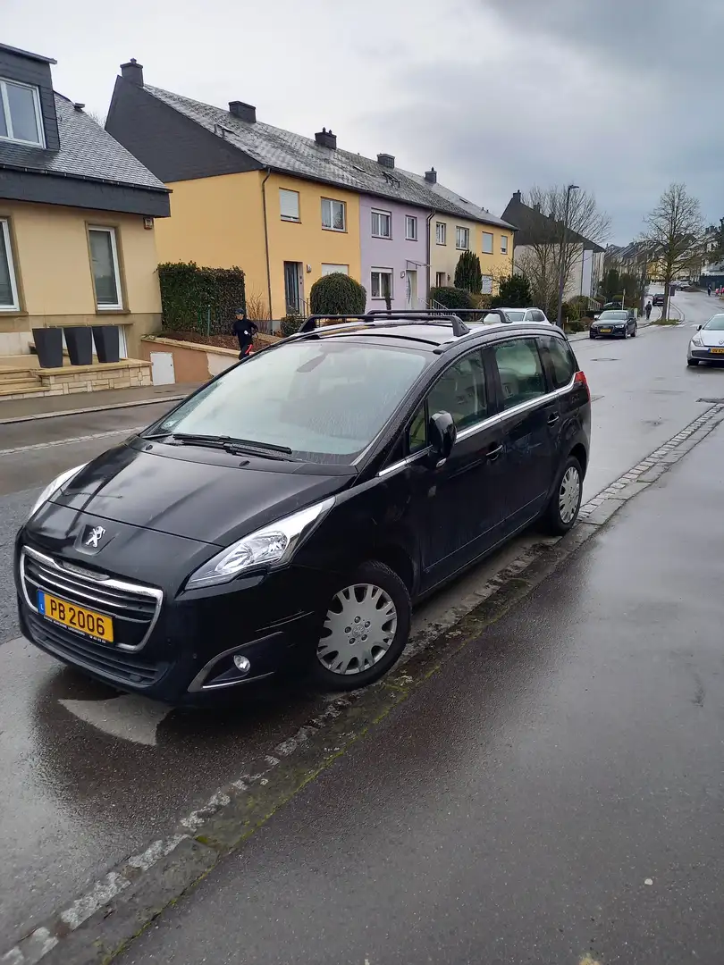 Peugeot 5008 Noir - 1