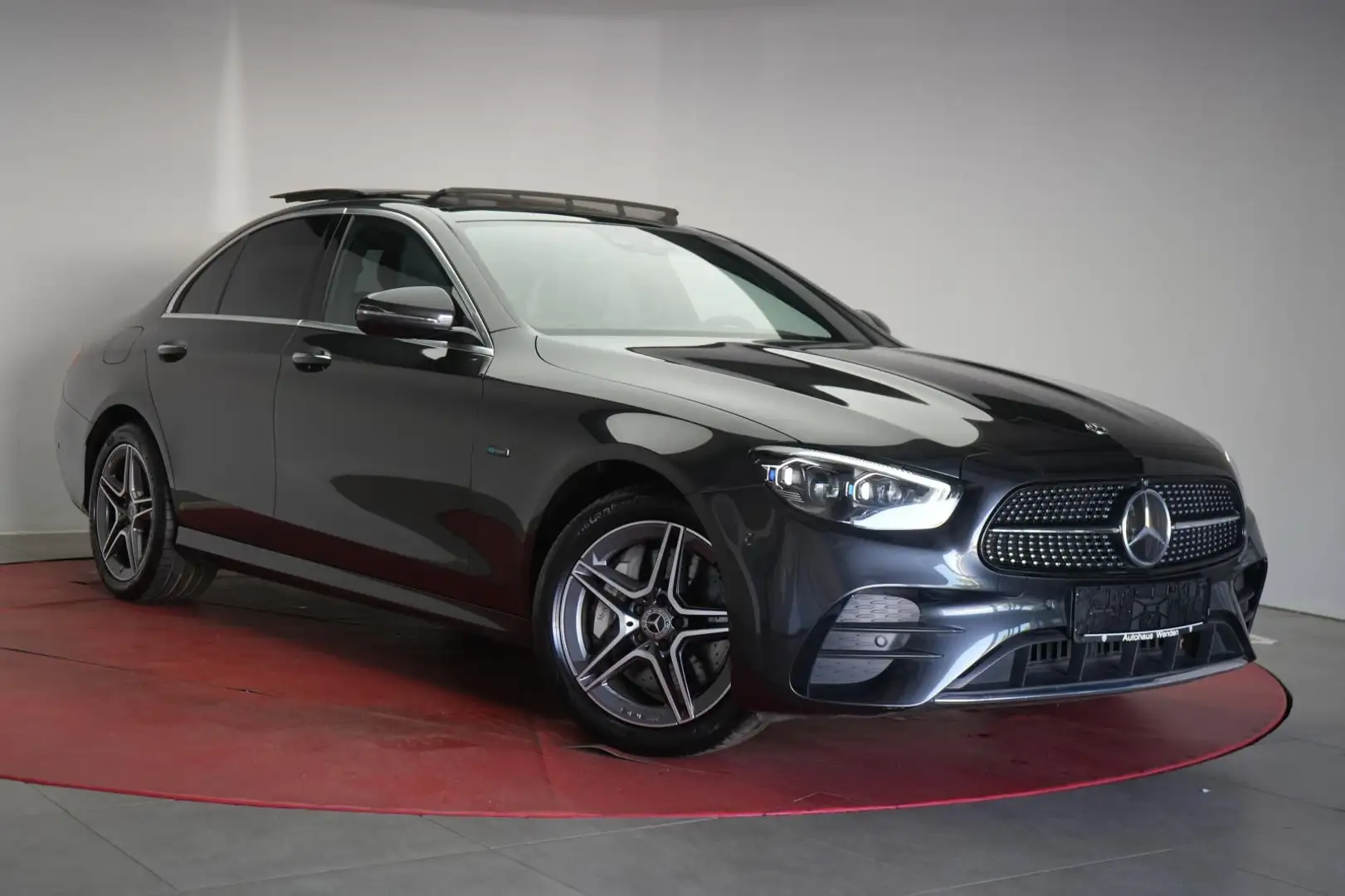 Mercedes-Benz E 300 de 9G-Tronic AMG Navi/Distronic/Kamera/Pan Grijs - 1