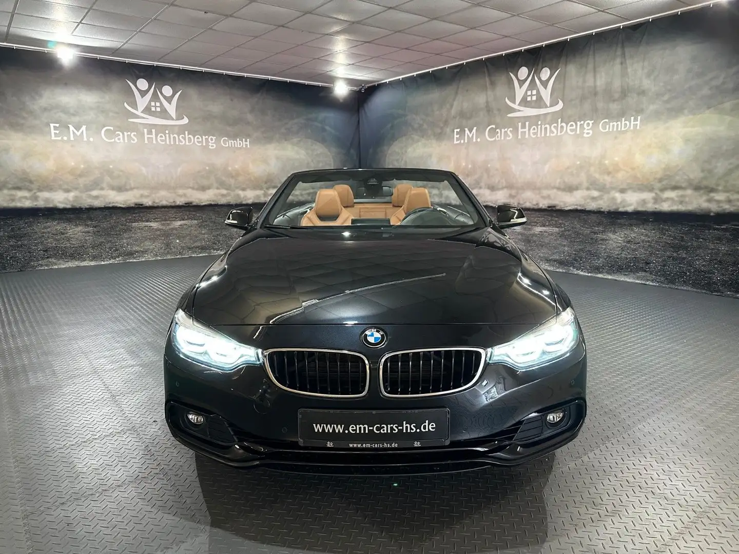 BMW 430 i Cabrio Sport Line Autom. LED Head-Up H&K Zwart - 2