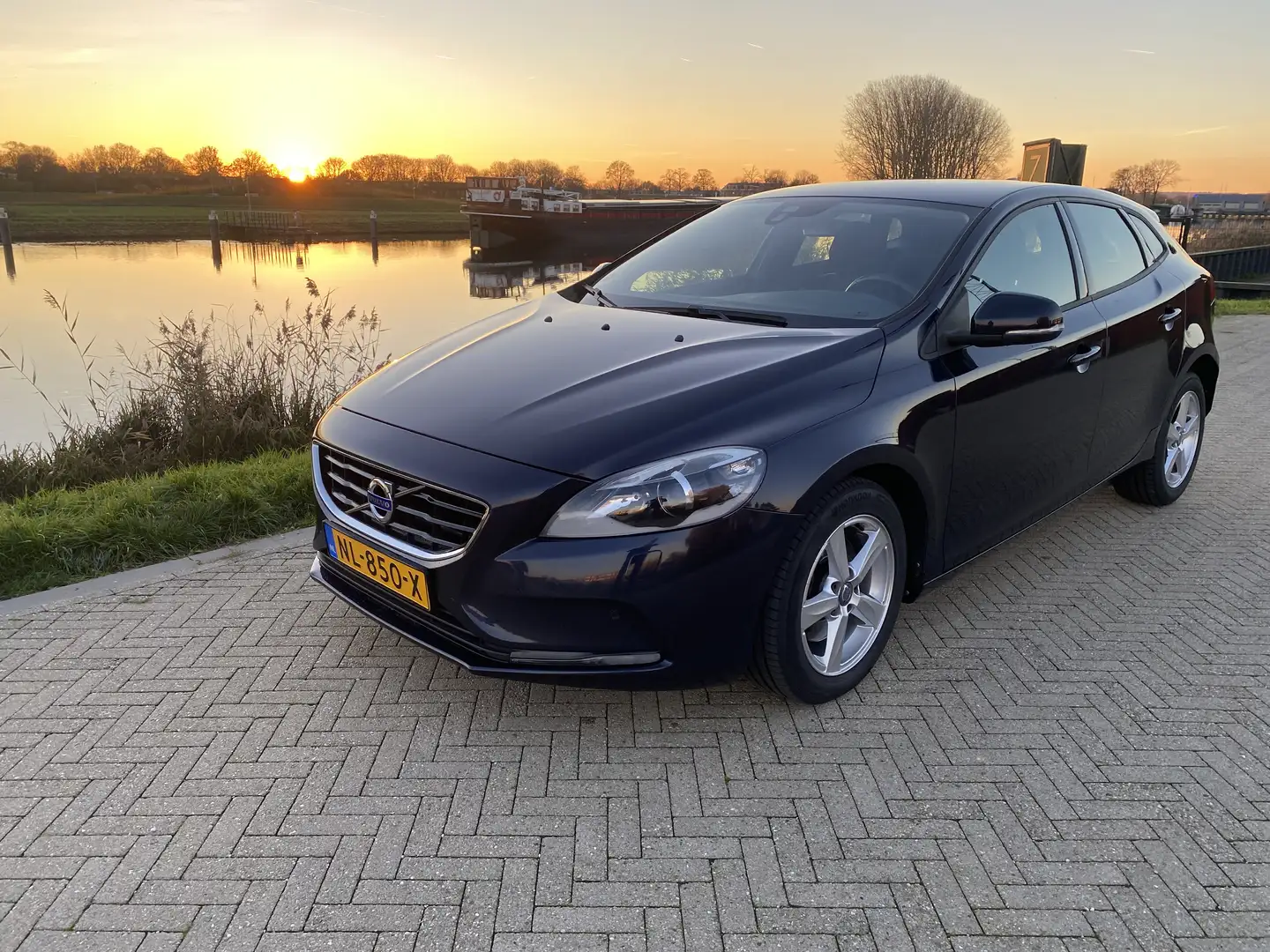 Volvo V40 V40 2.0 T2 Summum Albastru - 1