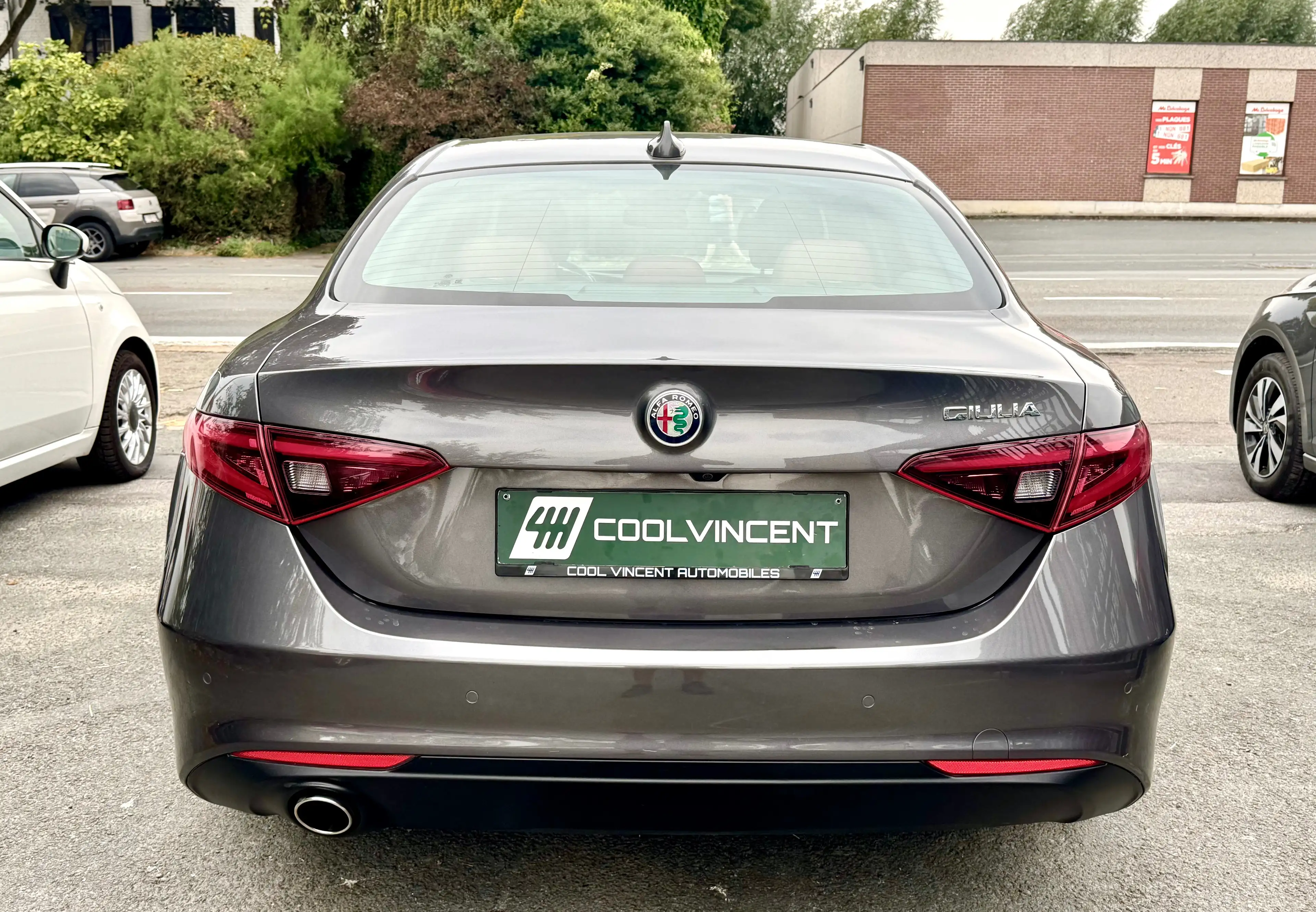 Alfa Romeo Giulia 2.2 JTD // SUPER // Full Options Harman-Kardon CUIR CAMERA — photo 5