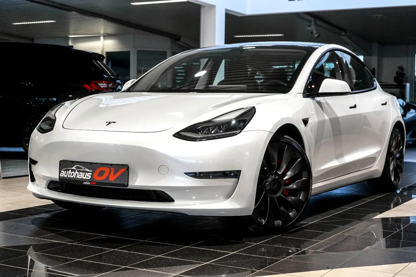 Tesla Model 3 Performance Dual AWD*Premium*ACC*20Zoll* Weiß - 1
