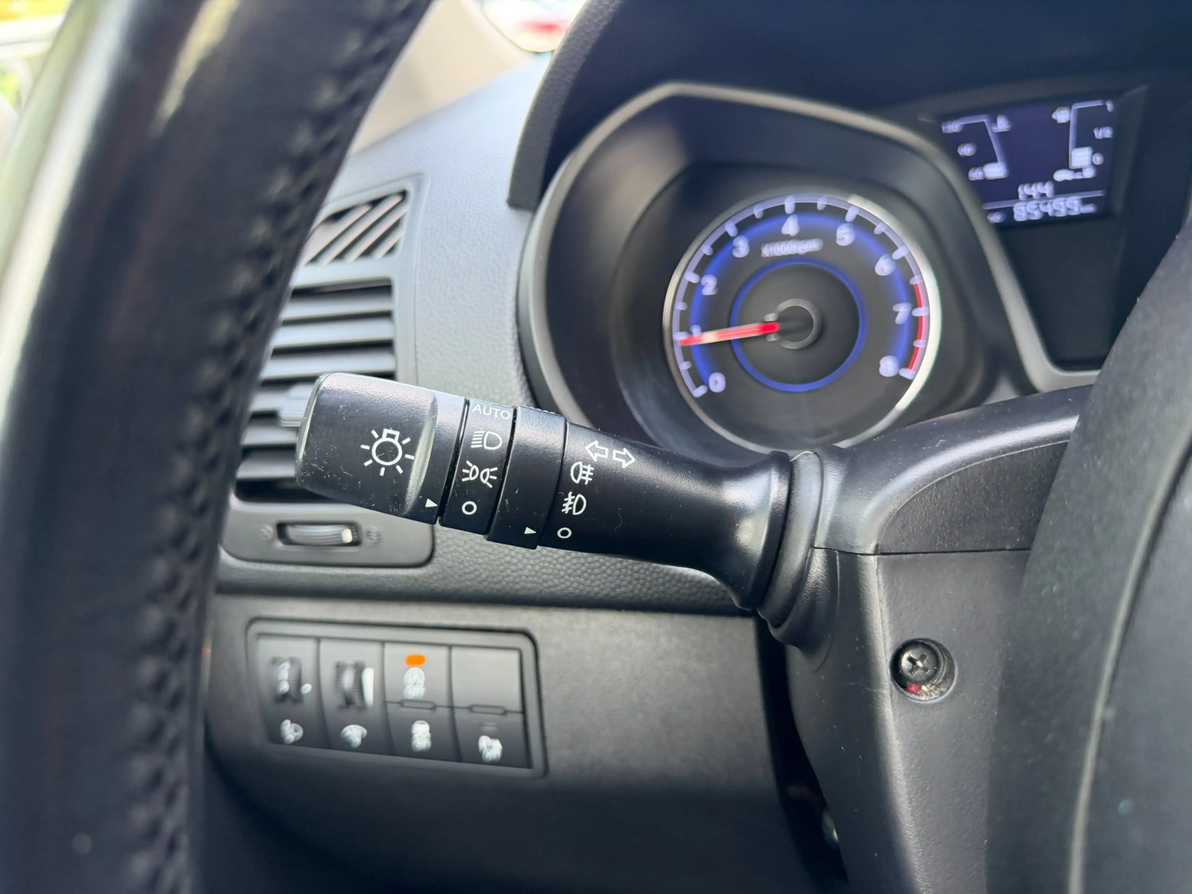 Hyundai iX20 1.4i Go! Navi, Trekhaak, Camera, etc — photo 20