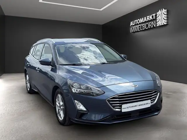 2020 Ford Focus in Blue for sale