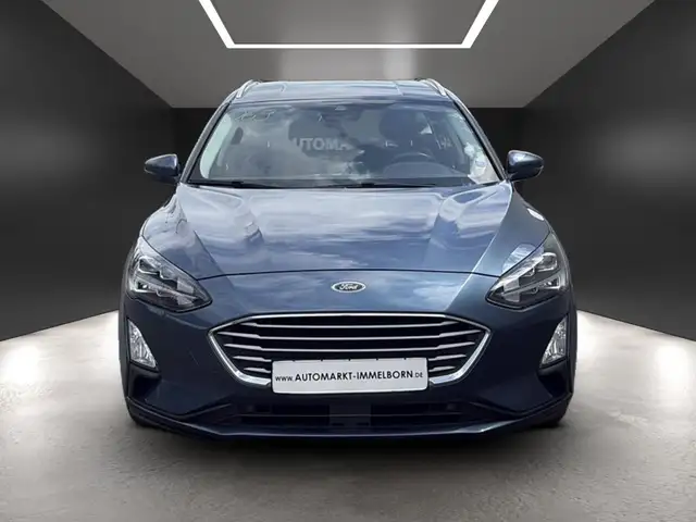 Ford Focus view 8