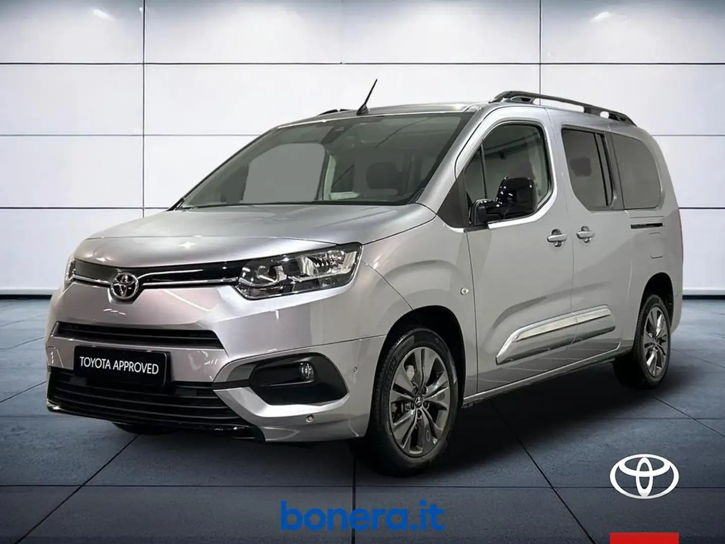 Toyota Proace city verso 1.5D 130cv S&S L2 D Luxury 7p.ti auto Zilver - 1