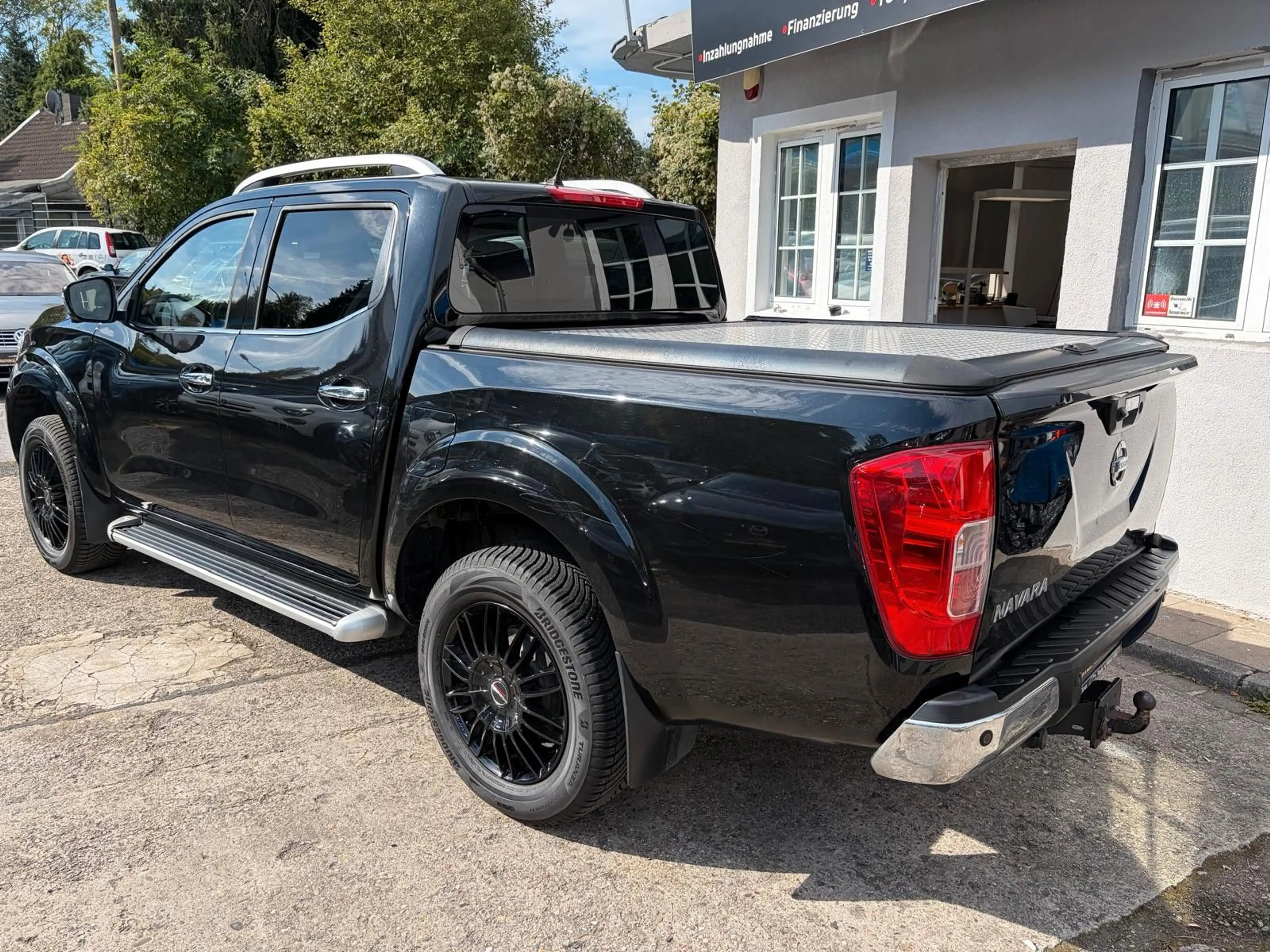 Nissan Navara NP300 Double Cab 4x4 / Schiebedach/360° — photo 3