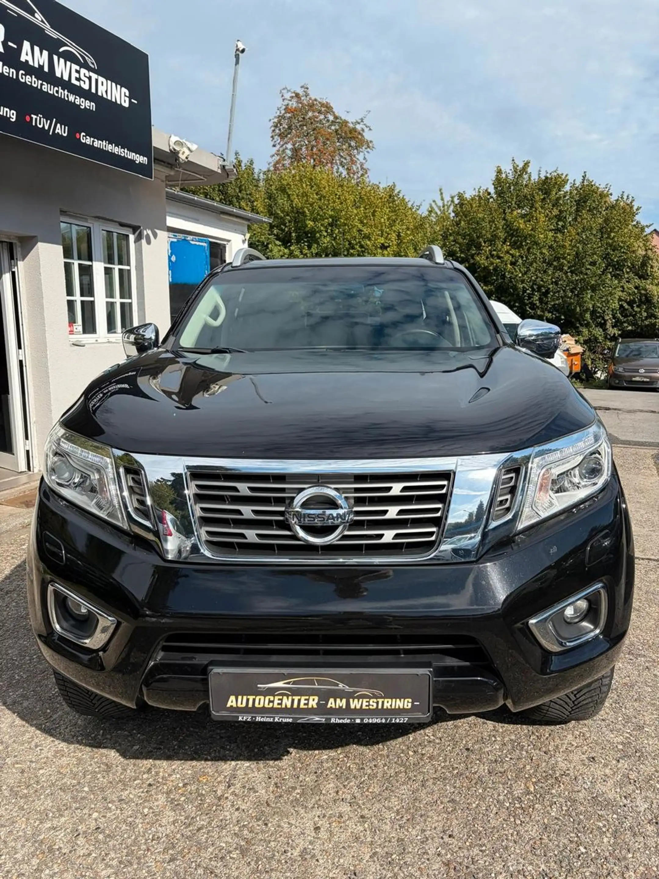 Nissan Navara NP300 Double Cab 4x4 / Schiebedach/360° — photo 5