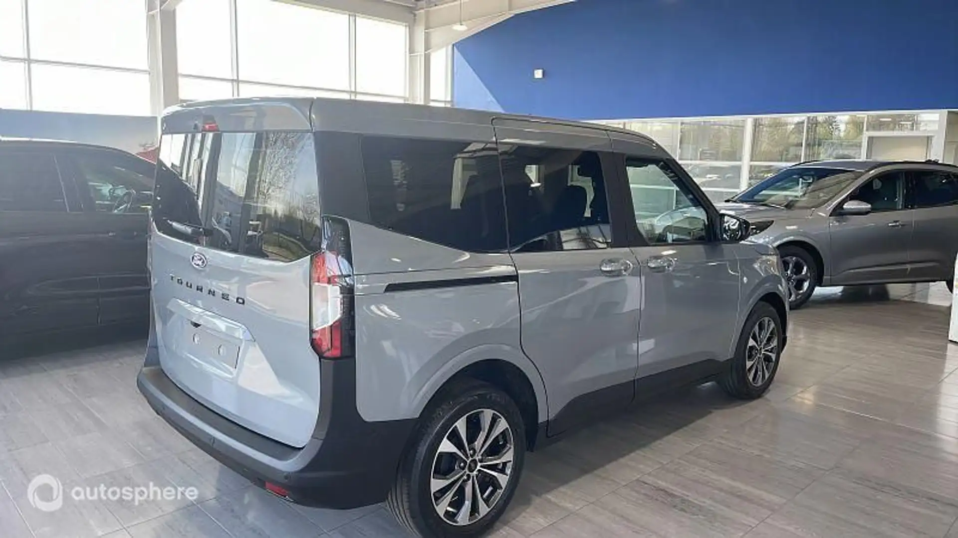 Ford Tourneo Courier 1.0 EcoBoost 125ch S\u0026S Trend - 2