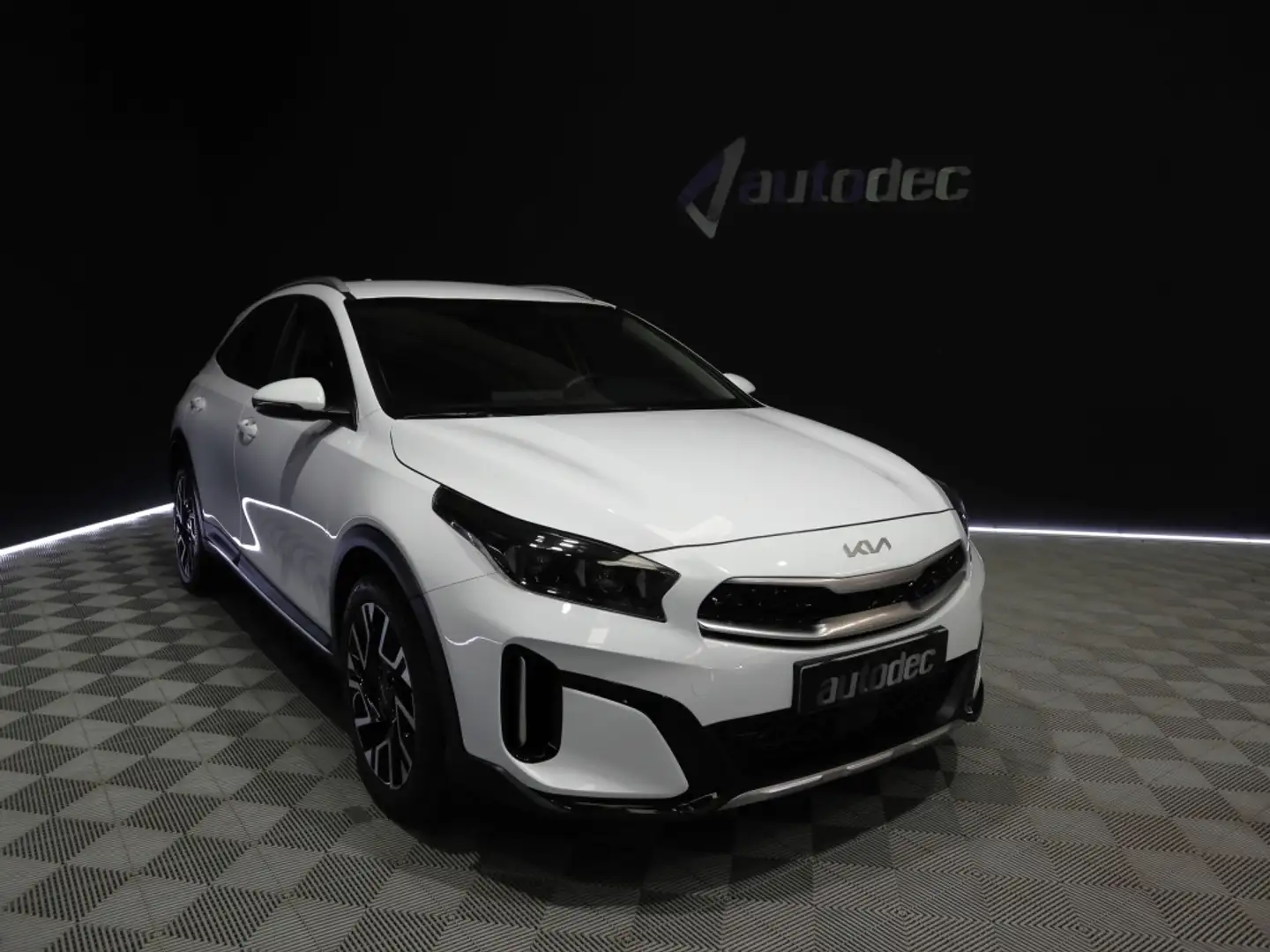 Kia XCeed 1.5 T-GDi MHEV DCT Tech Blanco - 2