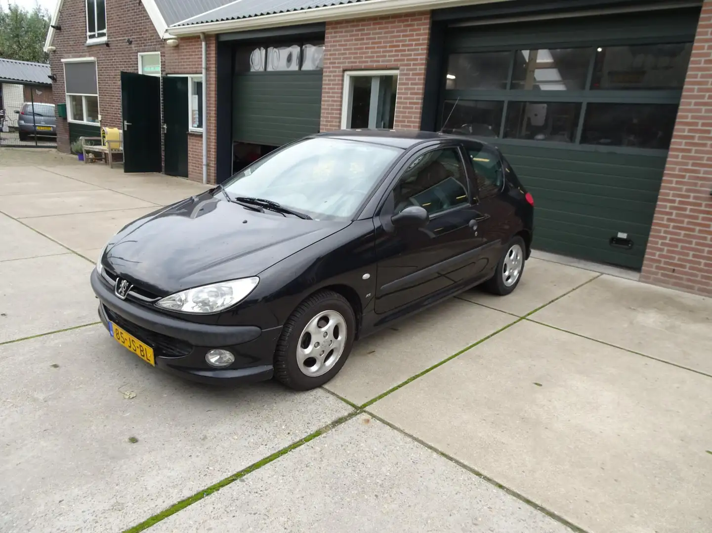 Peugeot 206 1.4 XS Premium Zwart - 1