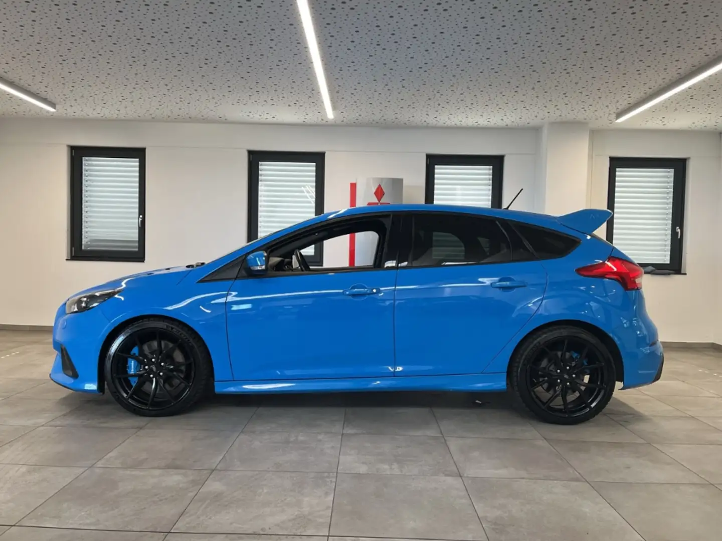 Ford Focus RS 2.3 EcoBoost AWD Recaro Sony Touch Navi Bleu - 2