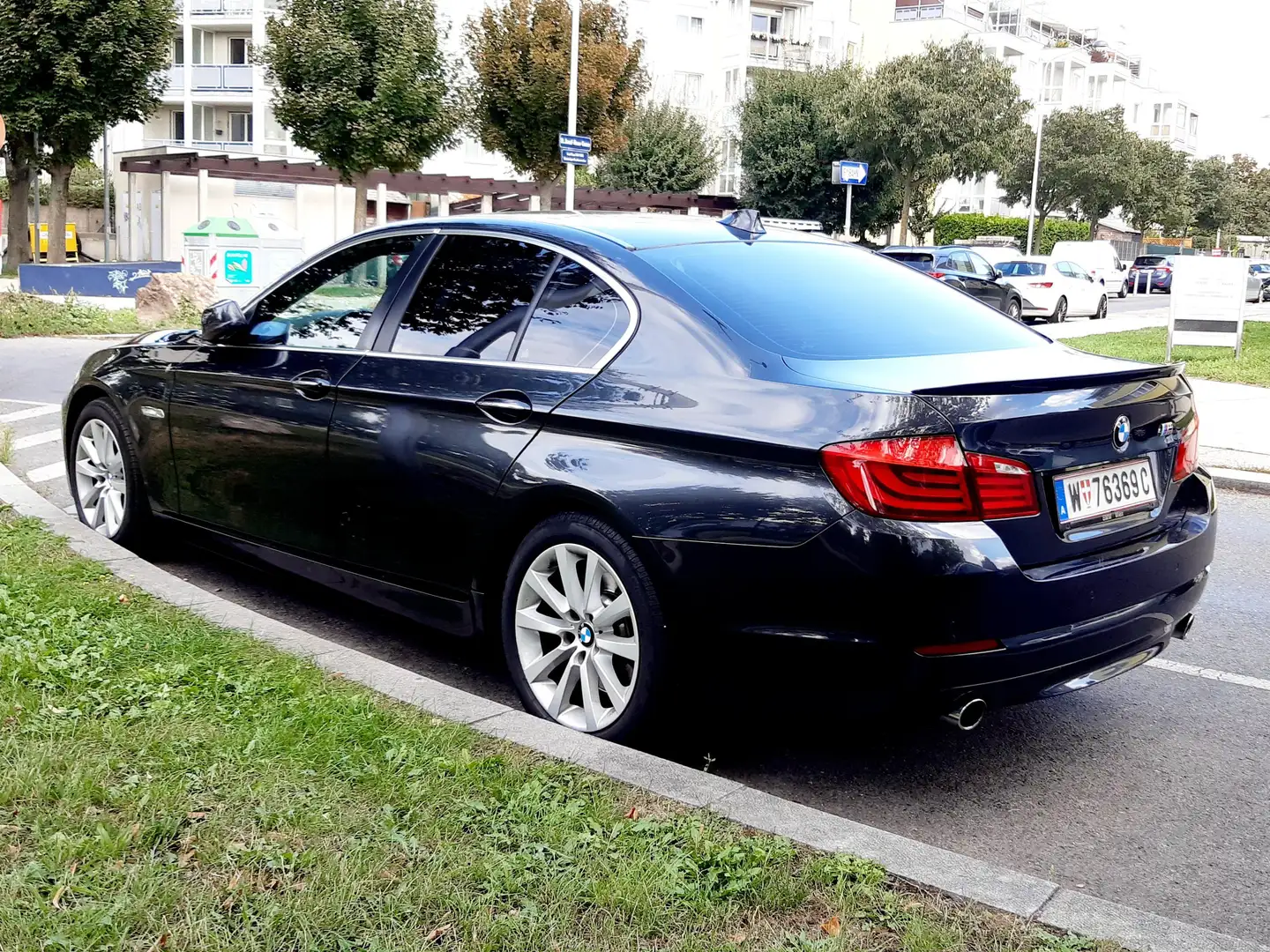 BMW 535 535i Aut. mit Serviceheft, Leder, Sportsitze, Navi Сірий - 1