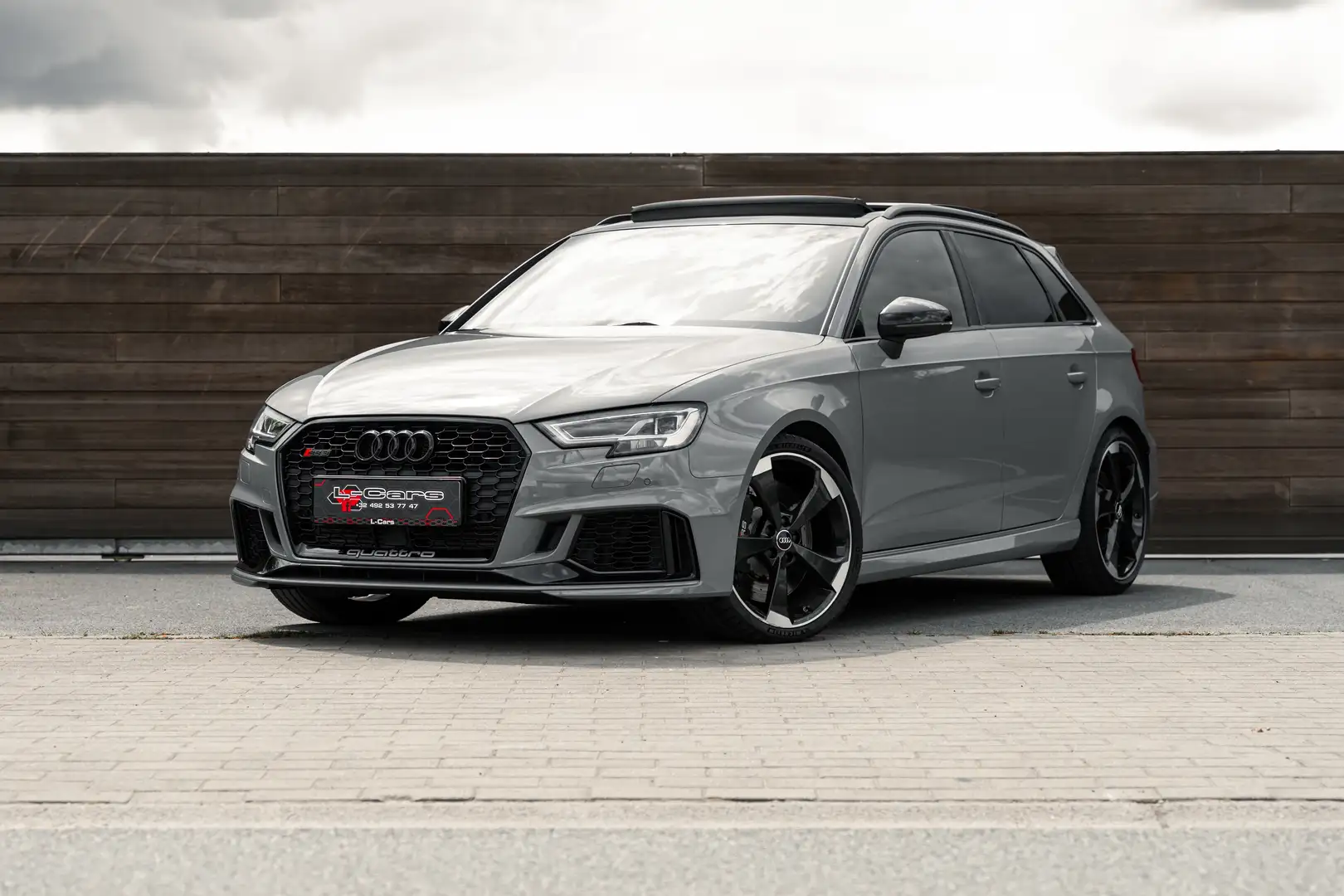 Audi RS3 Sportback 2.5 TFSI Quattro S tronic Nardo grey Grijs - 1
