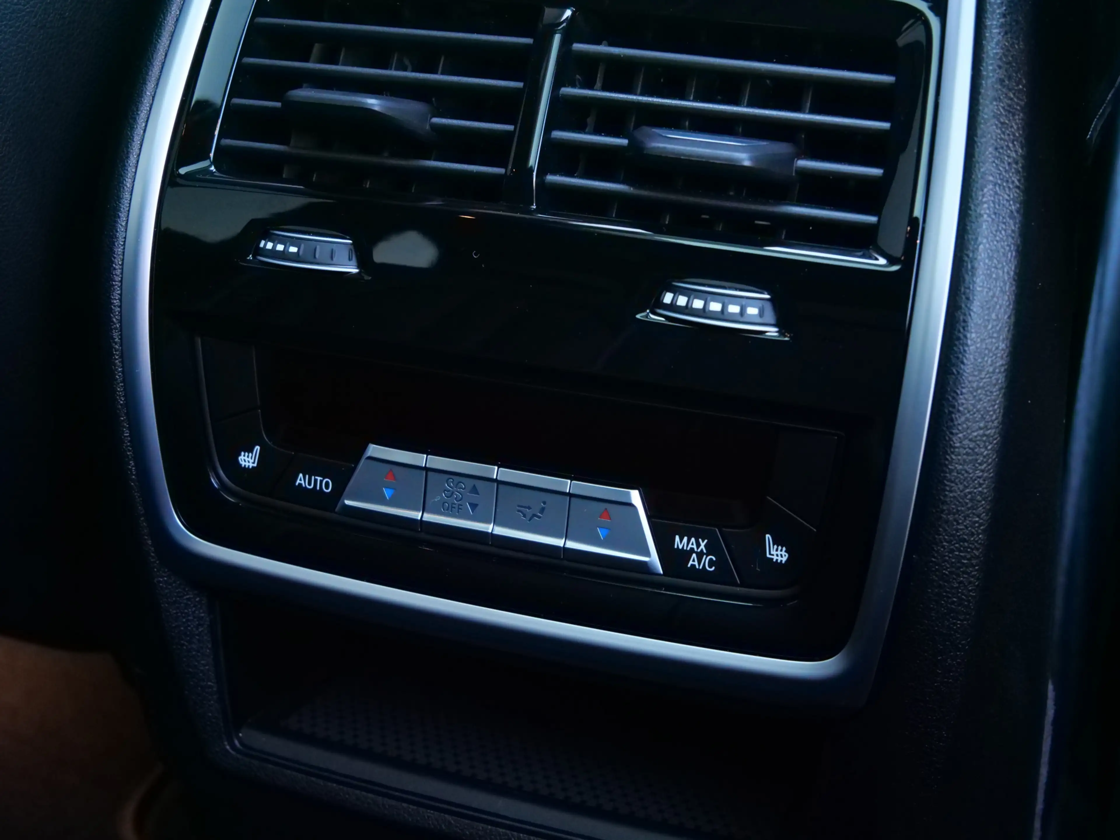 BMW X5 xDrive50e High Executive 490 Pk Automaat Sky Loung — photo 24
