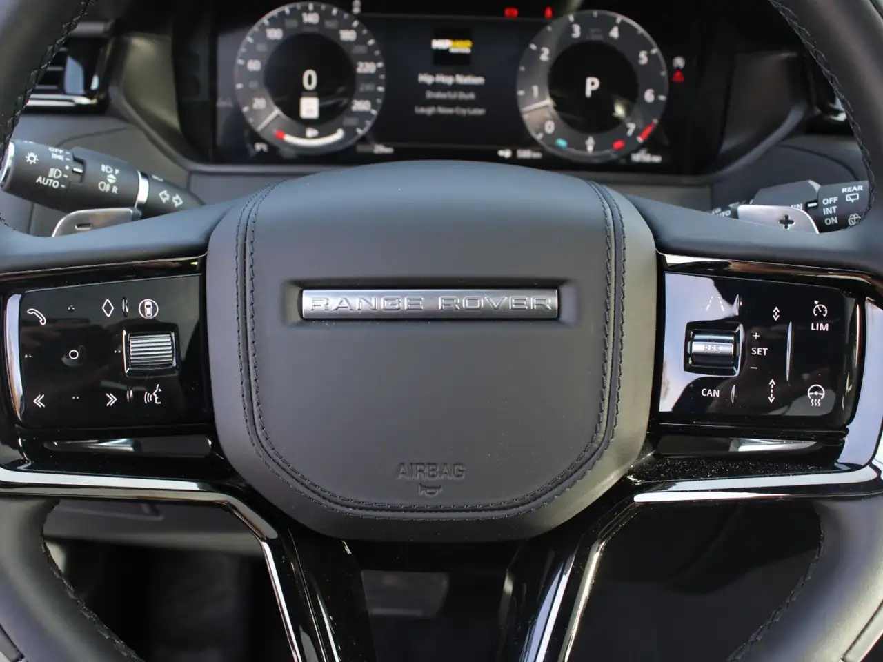 Land Rover Range Rover Velar снимка Land Rover Range Rover Velar