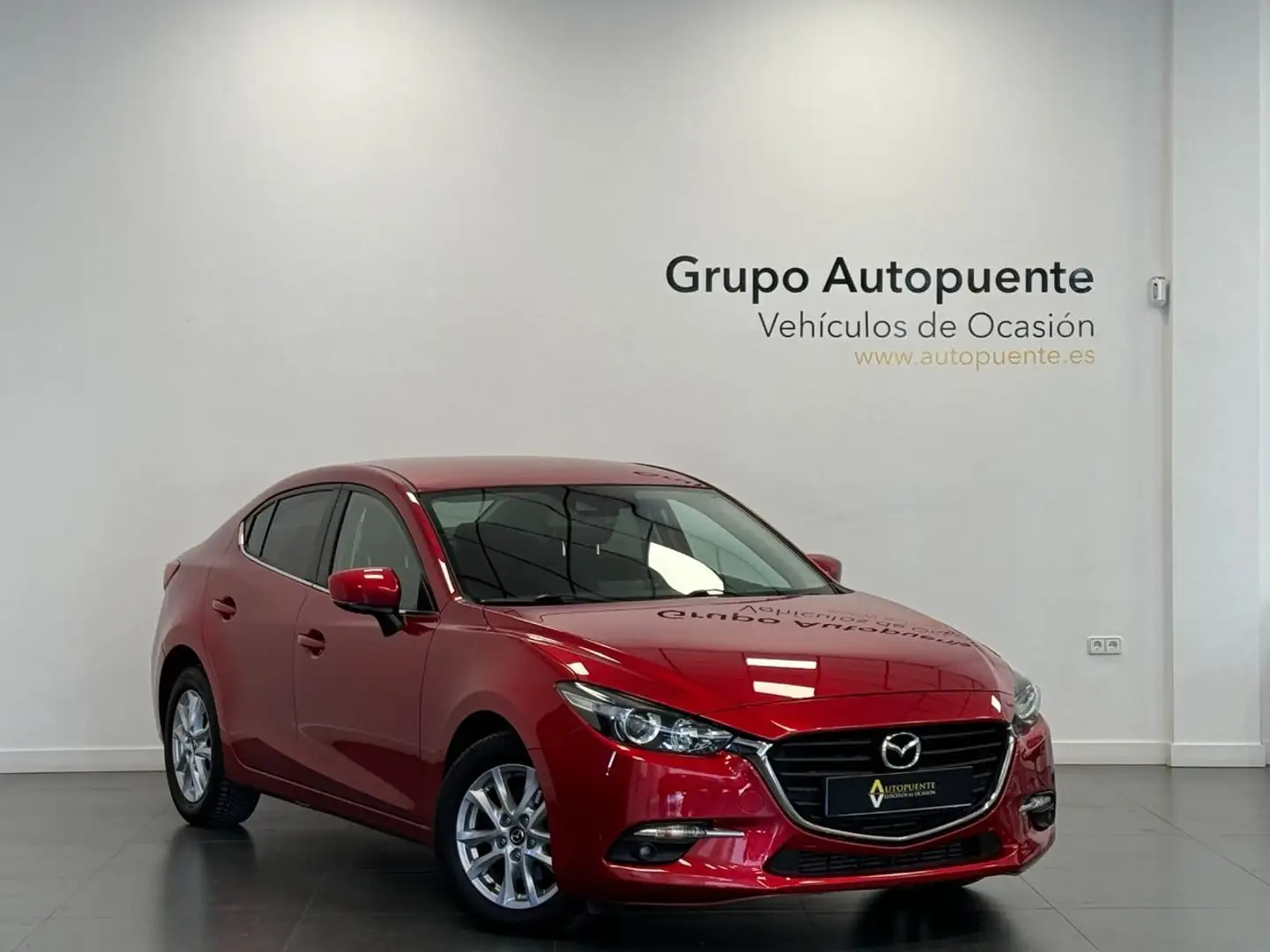 Mazda 3 2.2 Evolution 110kW Rojo - 1